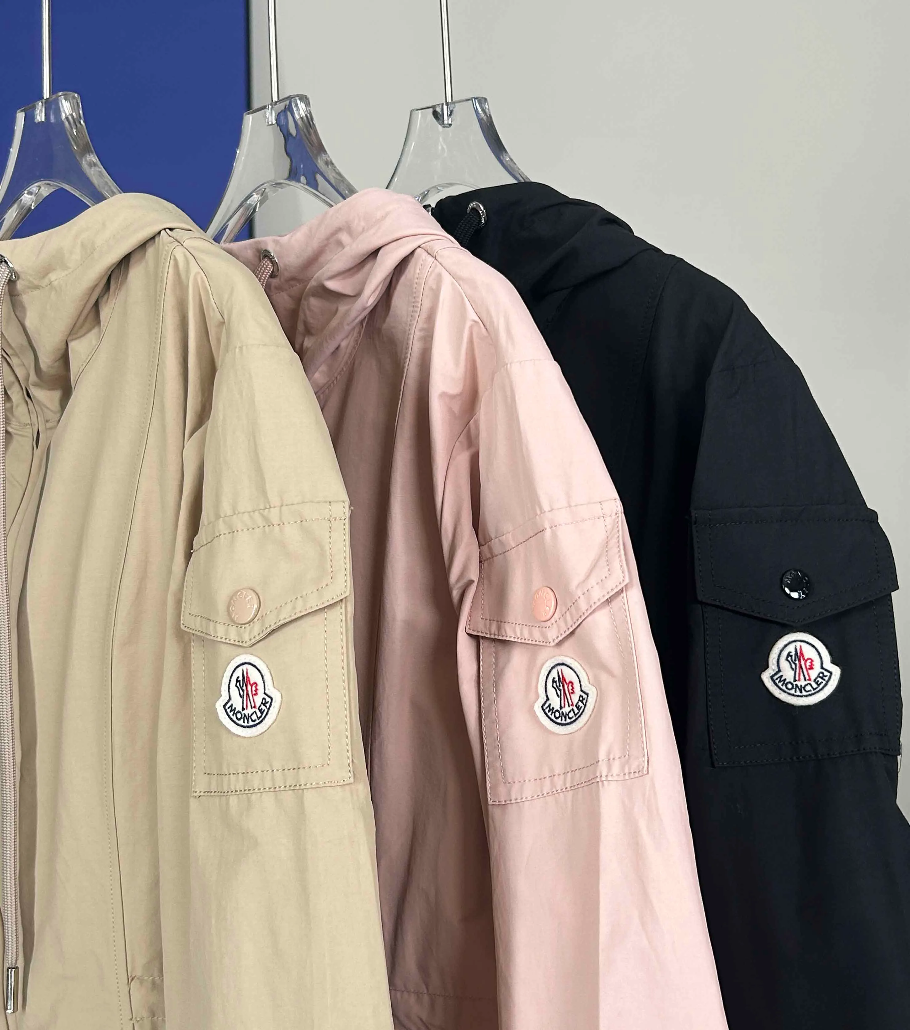 Куртки Женские Moncler 22535