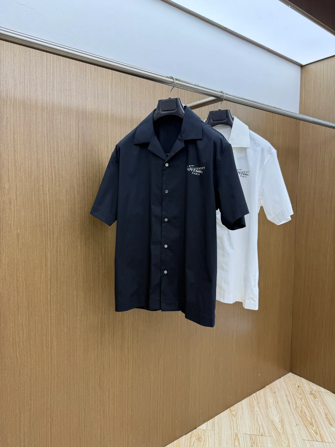 Рубашки Мужские Givenchy 18699207
