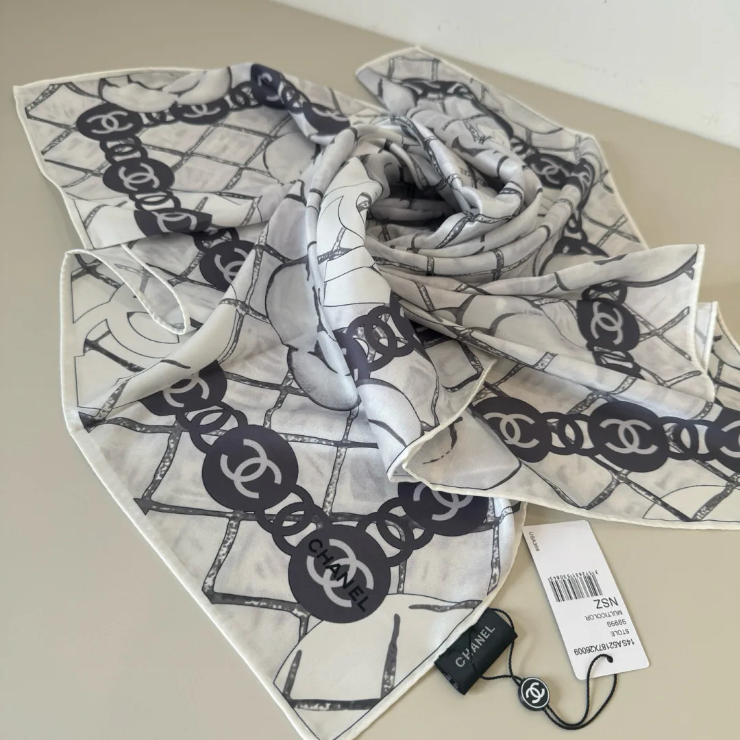Платки Chanel 11362354