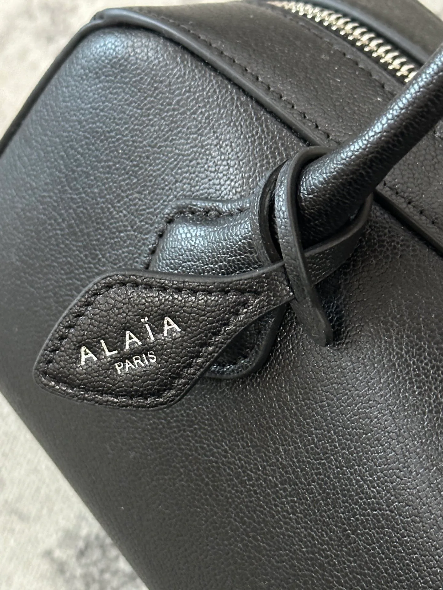 Классические Сумки Женские Alaia 20651