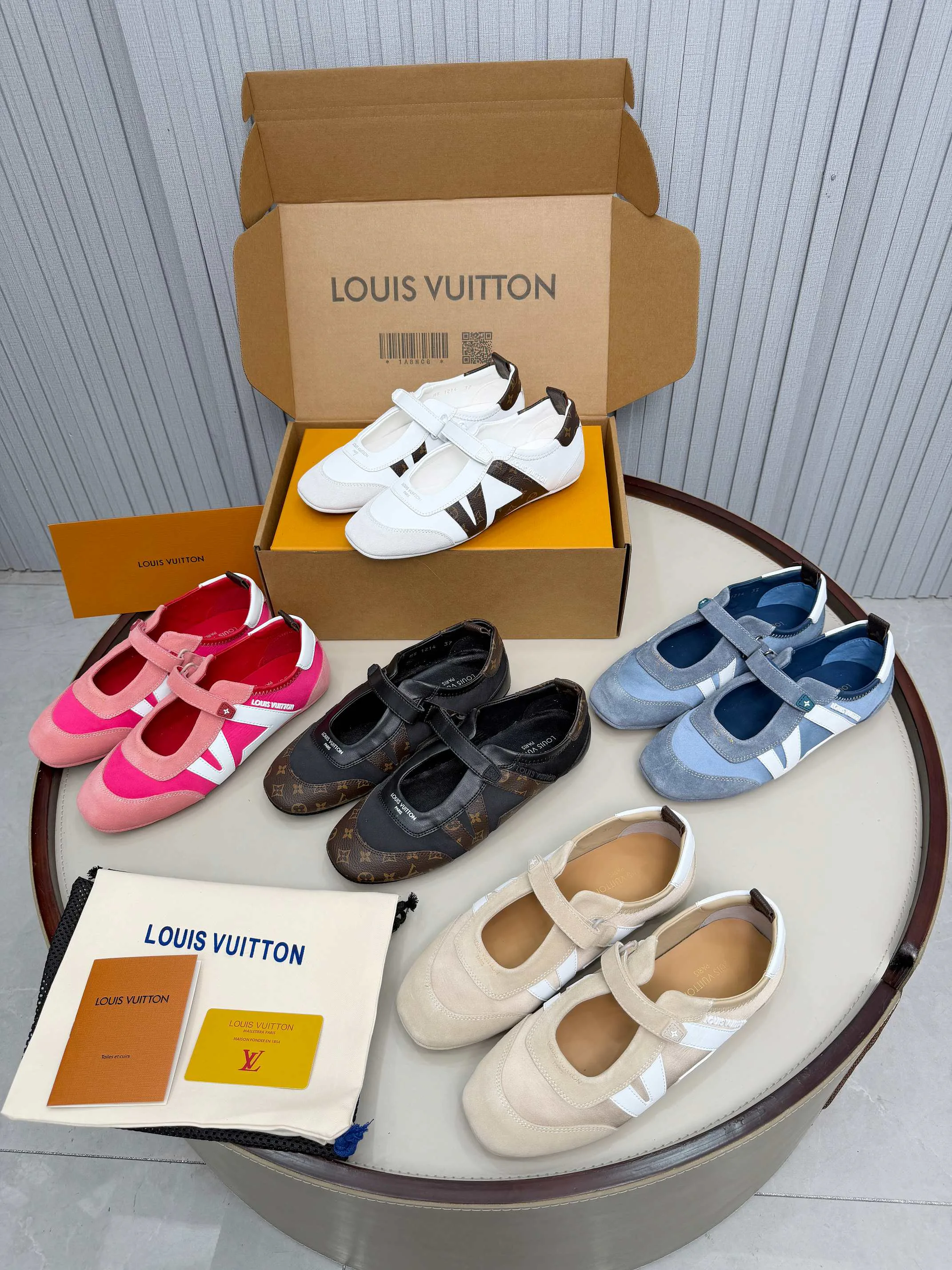 Туфли Женские Louis Vuitton 11250649