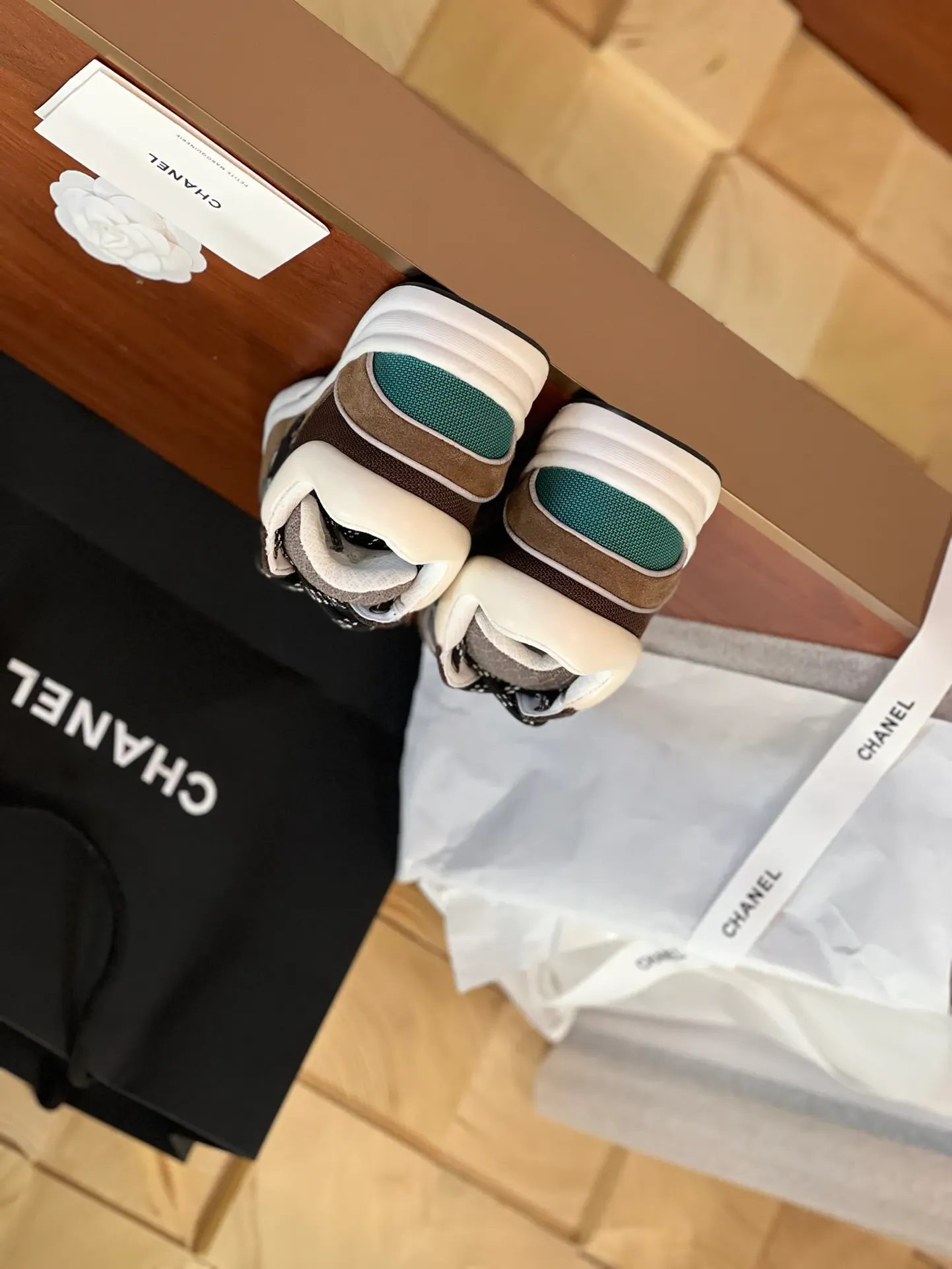 Кроссовки Женские Chanel 1021221