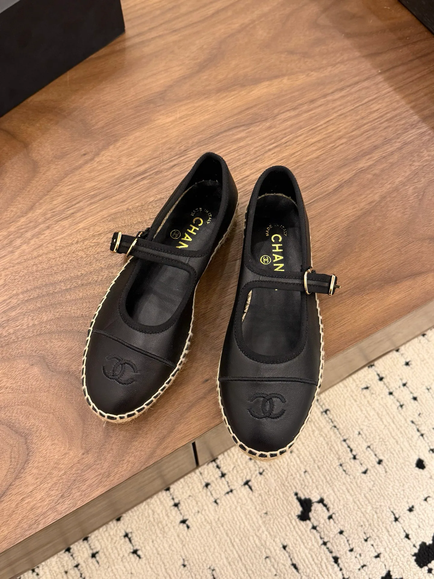 Туфли Женские Chanel 13294092