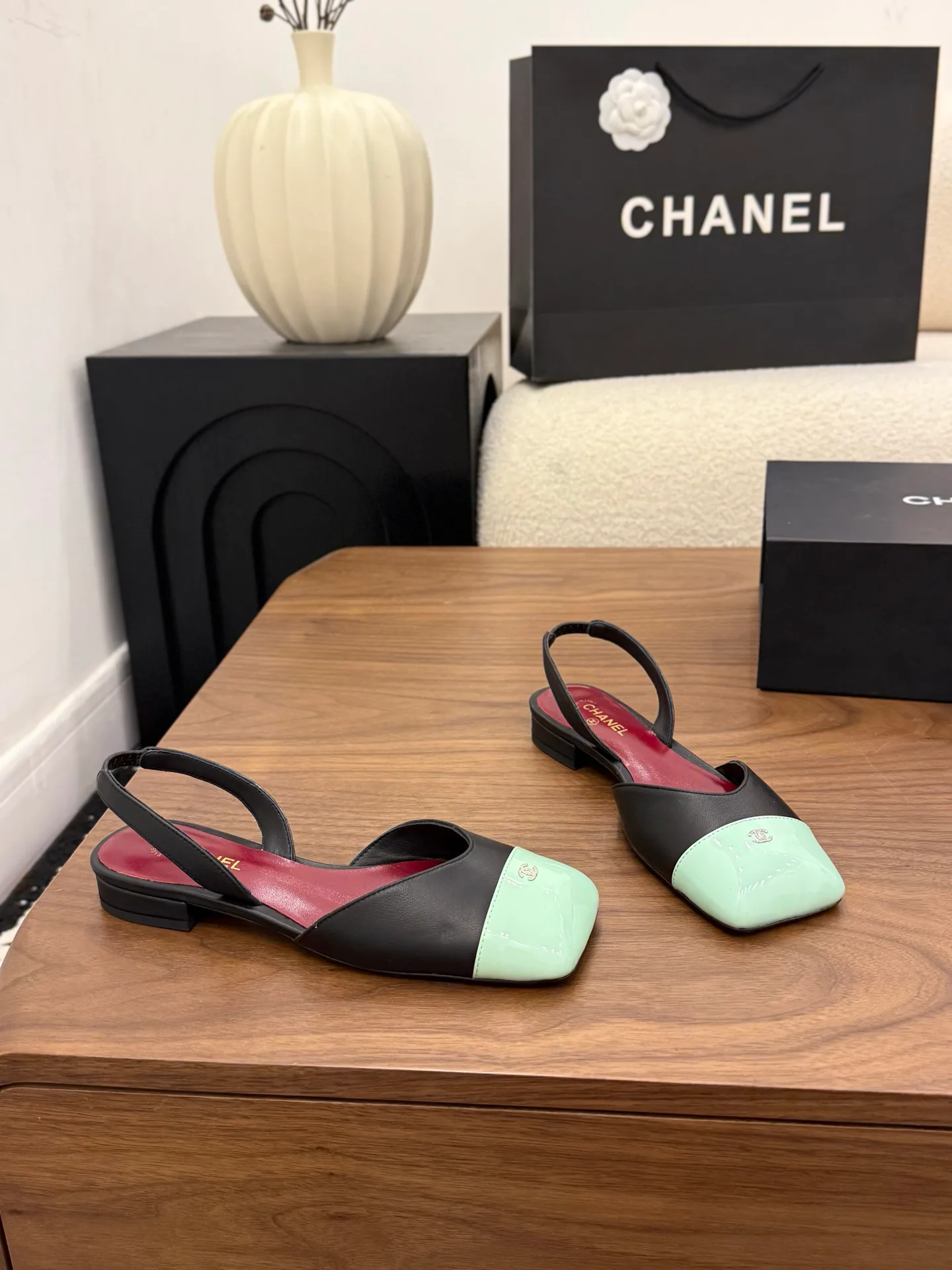 Туфли Женские Chanel 12608001