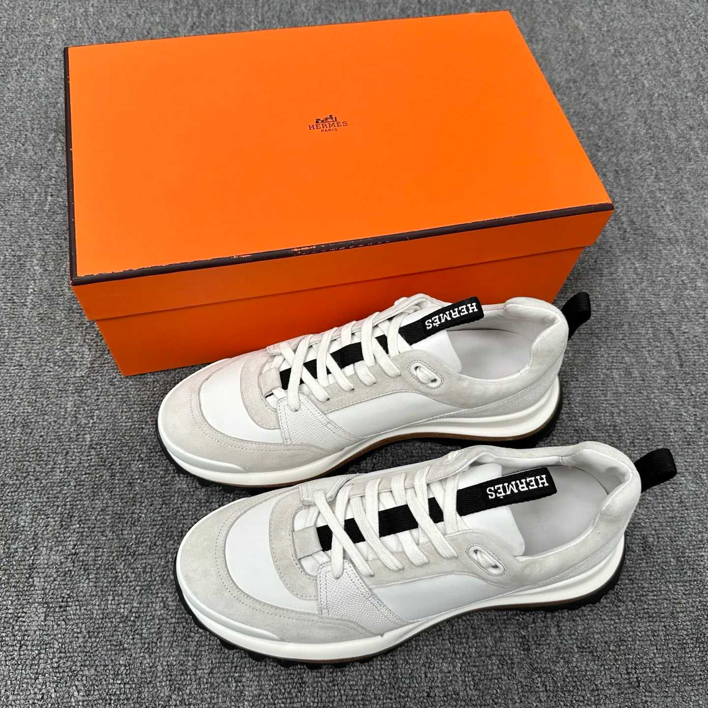 Кроссовки Мужские Hermes 18075946