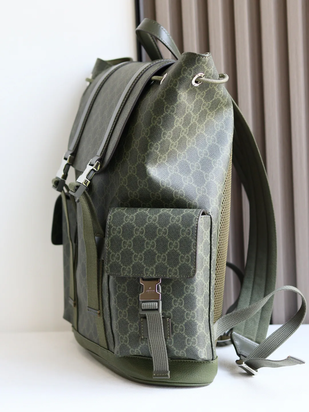 Рюкзаки Женские Gucci 17529183