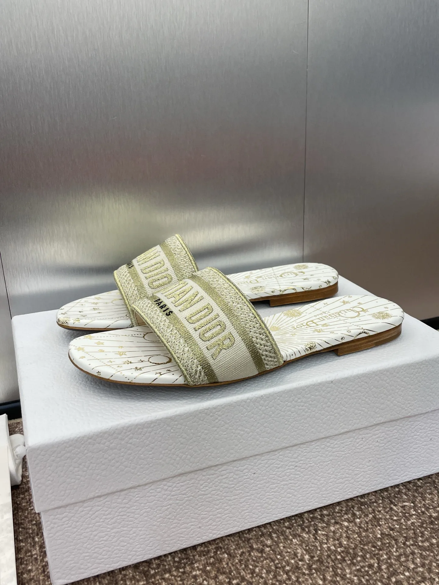 Шлепанцы Женские Christian Dior 20674