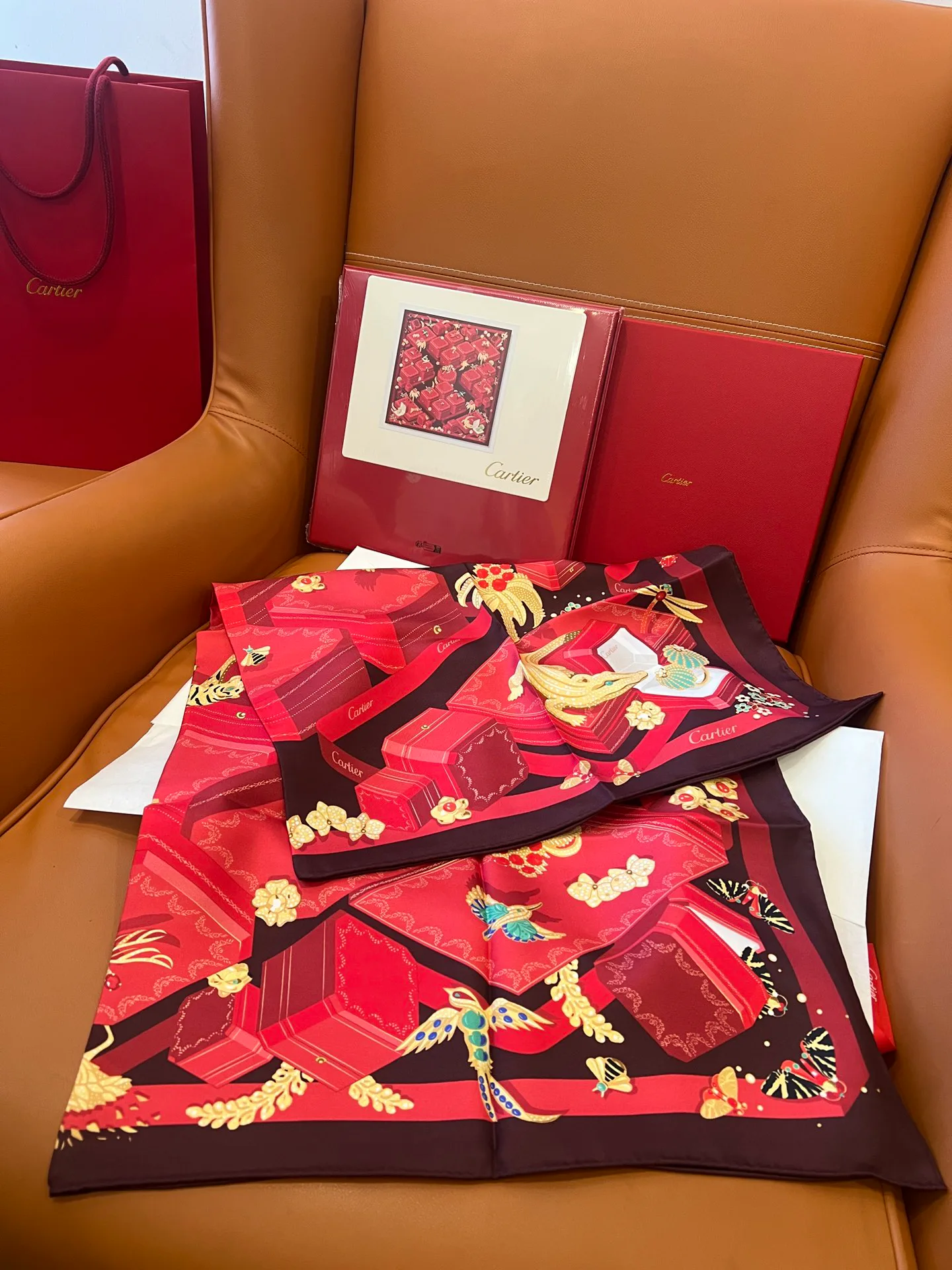 Платки Cartier 370705