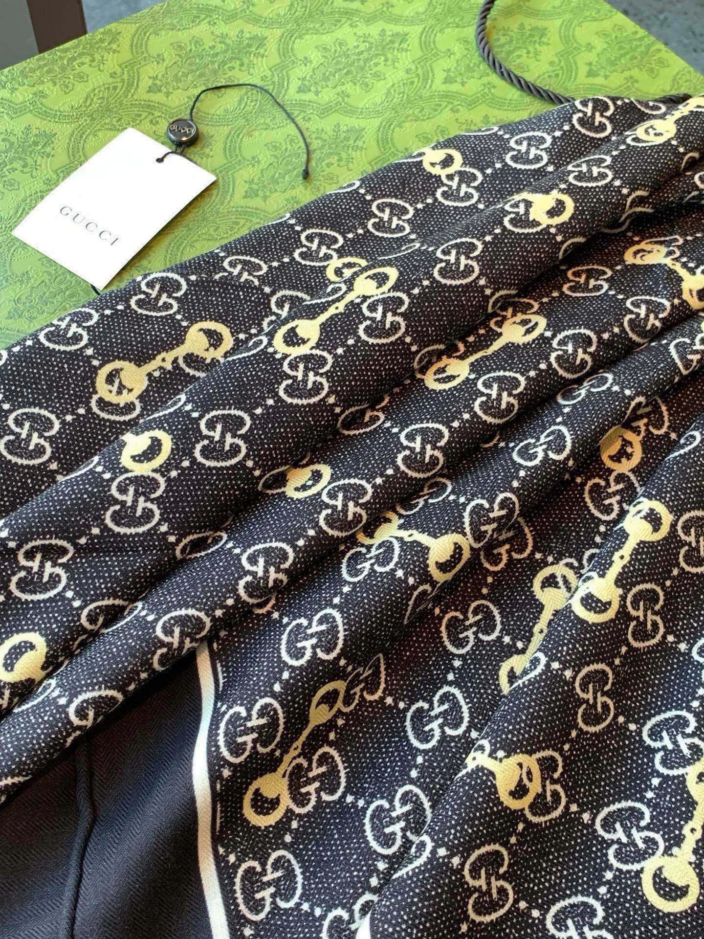 Шарфы Gucci 17543254