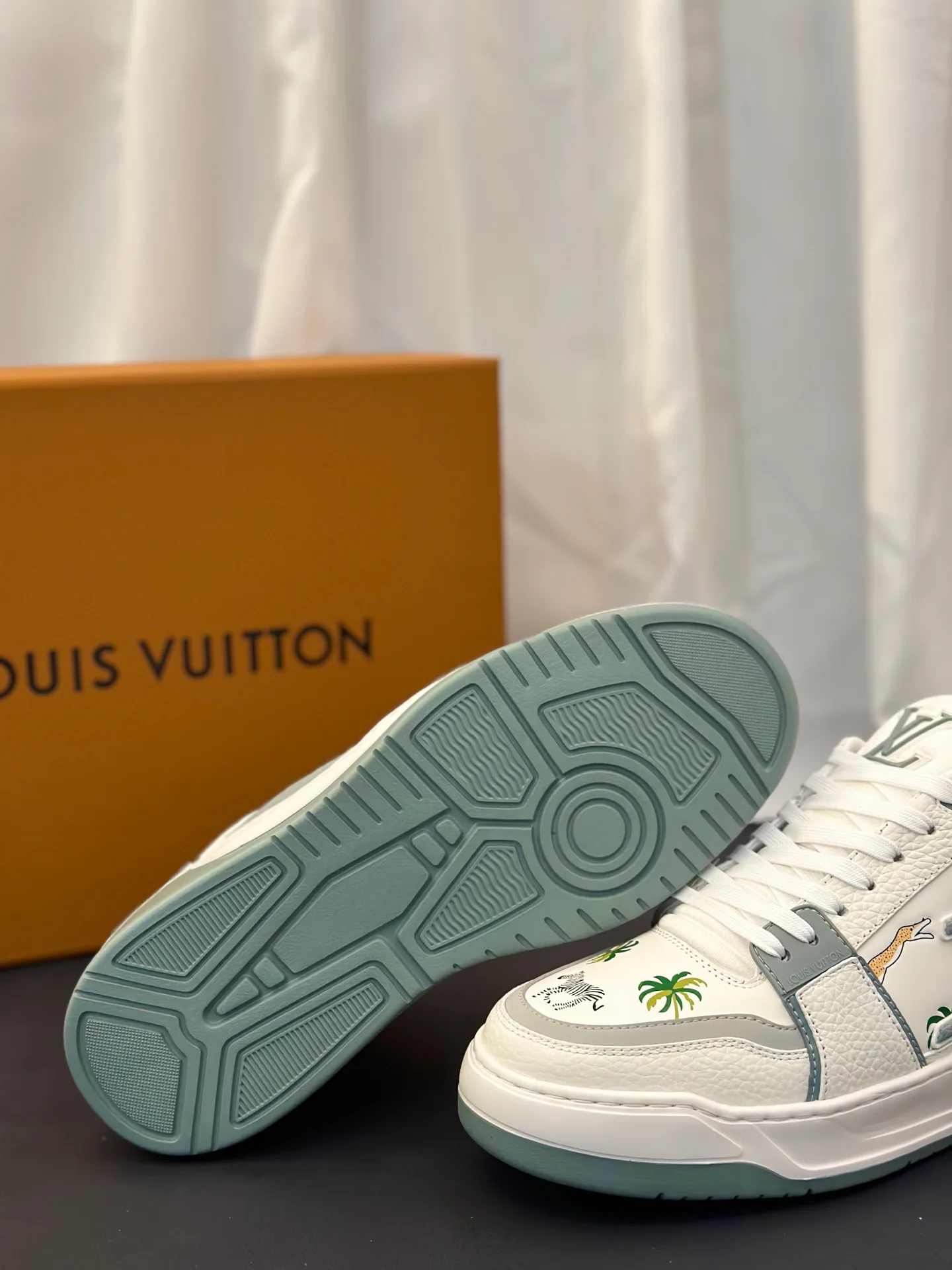 Кроссовки Мужские Louis Vuitton 1801565