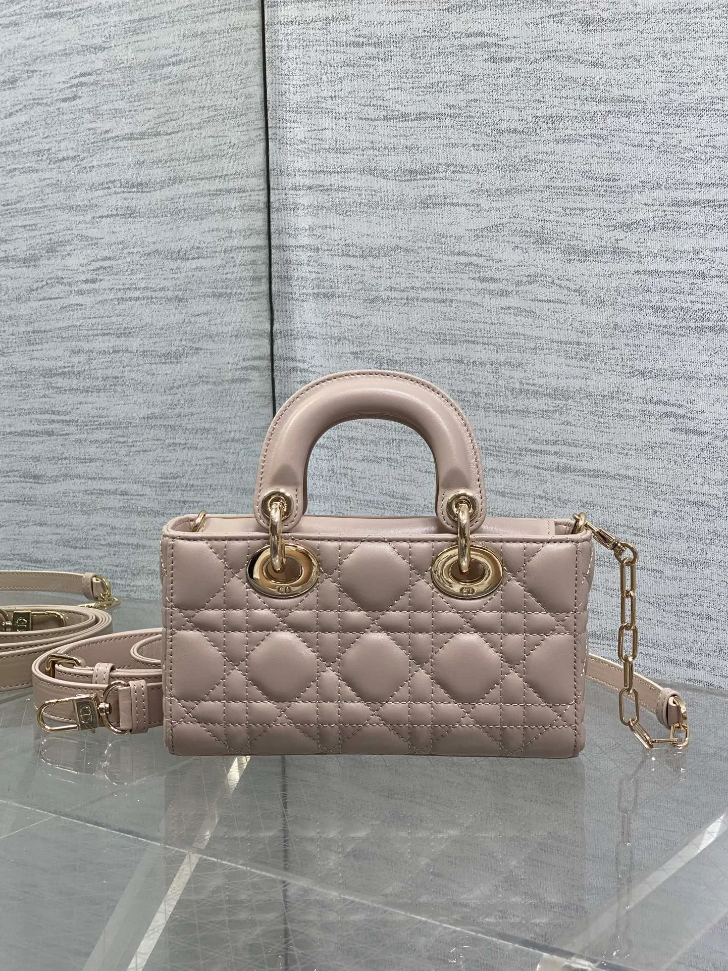 Сумки На Ремне Женские Christian Dior 167671