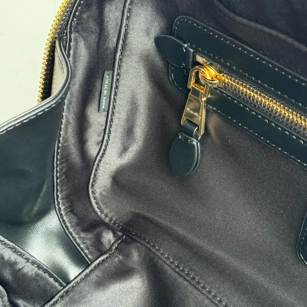 Классические Сумки Женские Miu Miu 111306