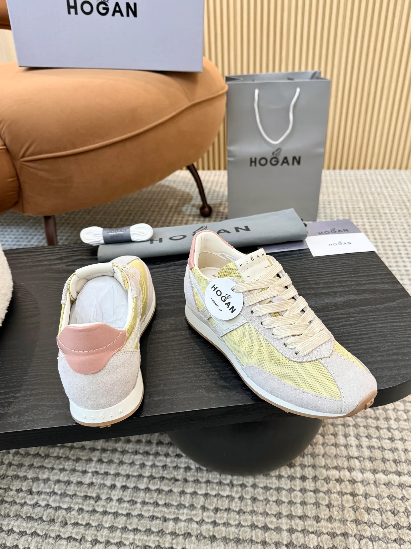 Кроссовки Женские Hogan 13332717