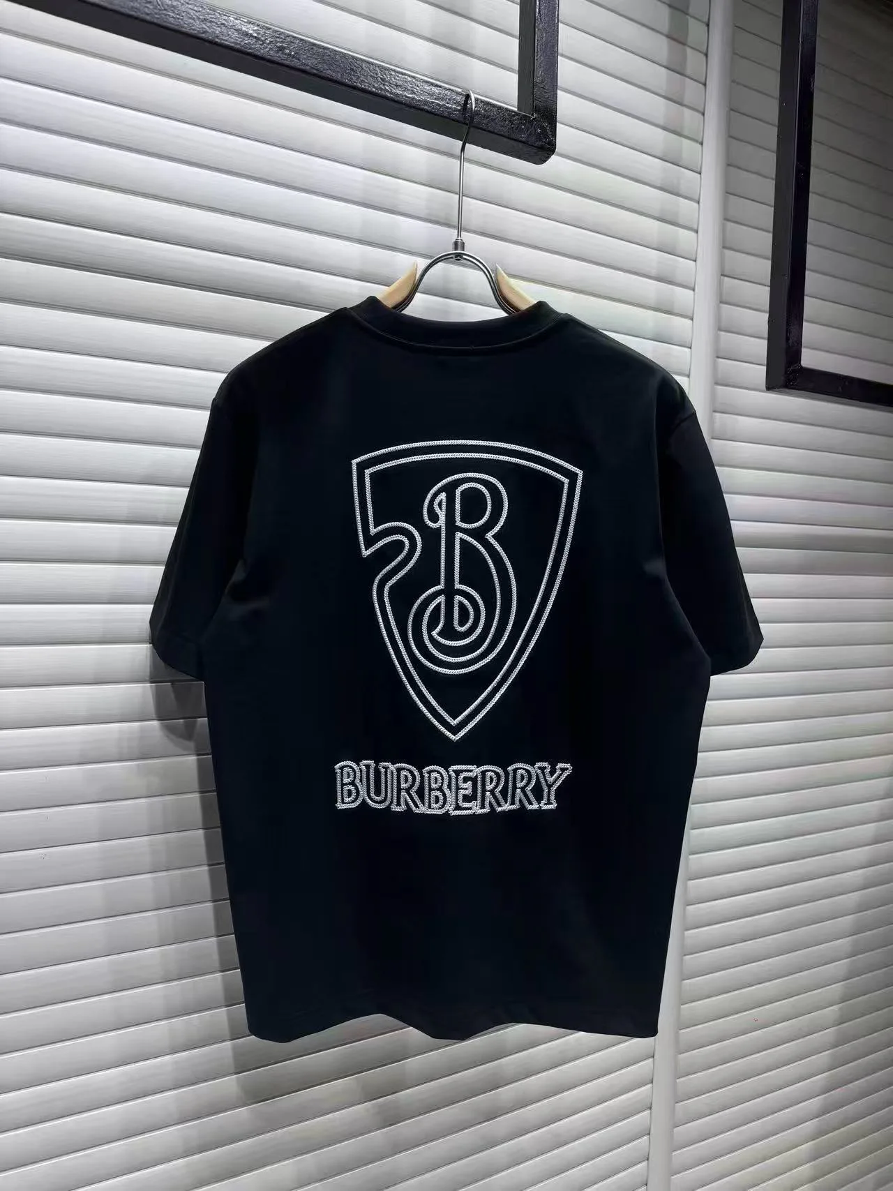 Футболки Женские Burberry 869338