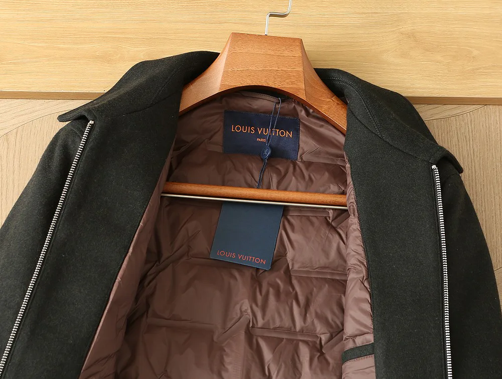 Куртки И Пуховики Мужские Louis Vuitton 17922609