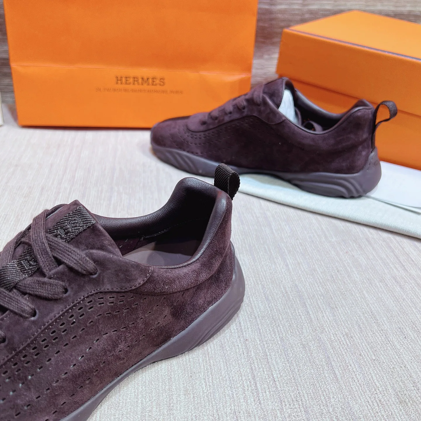 Кроссовки Мужские Hermes 17749562