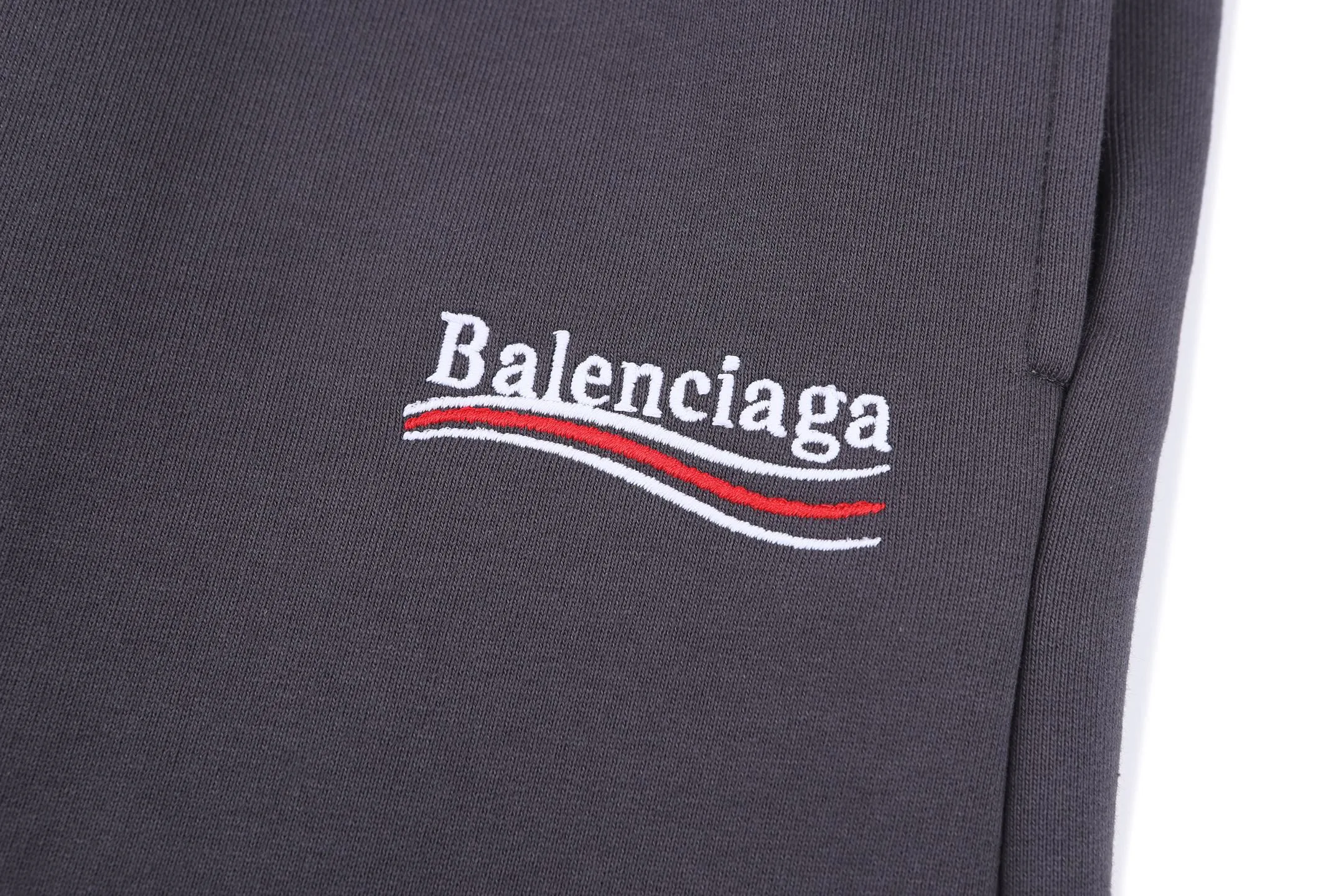 Шорты Женские Balenciaga 12069280