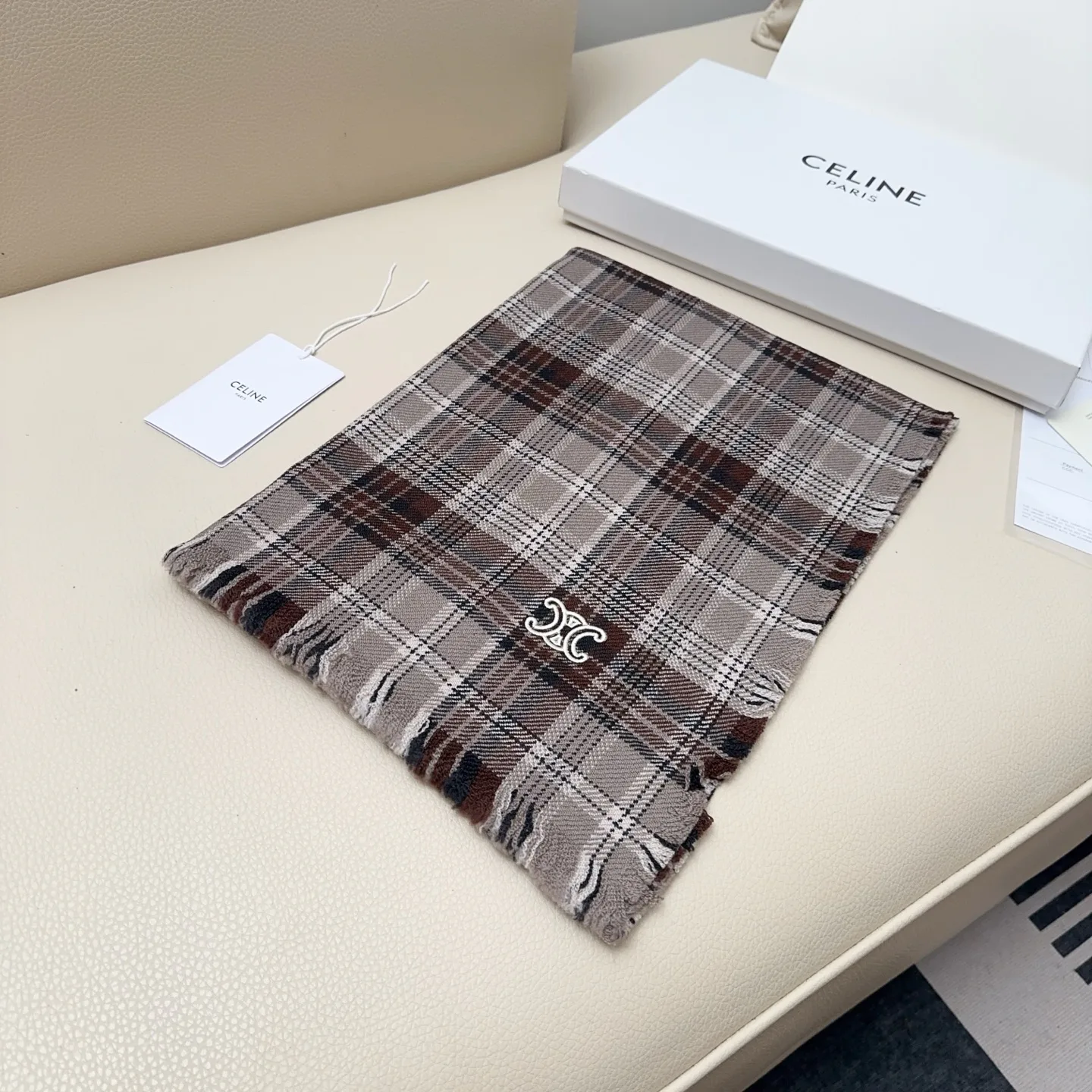 Шарфы Celine 18627346