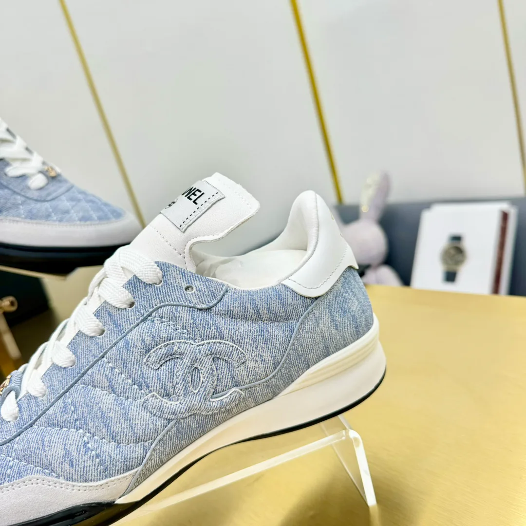 Кроссовки Женские Chanel 12227952