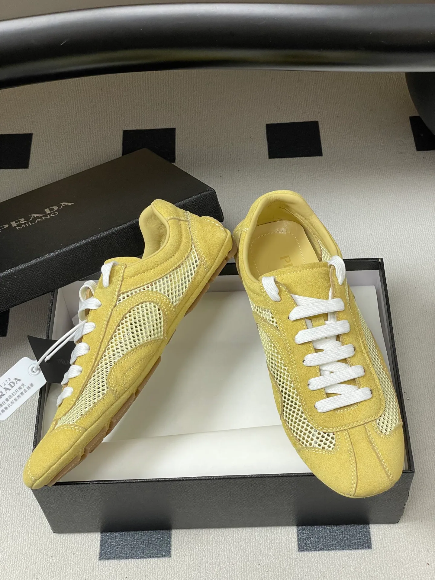 Кроссовки Женские Prada 11160232
