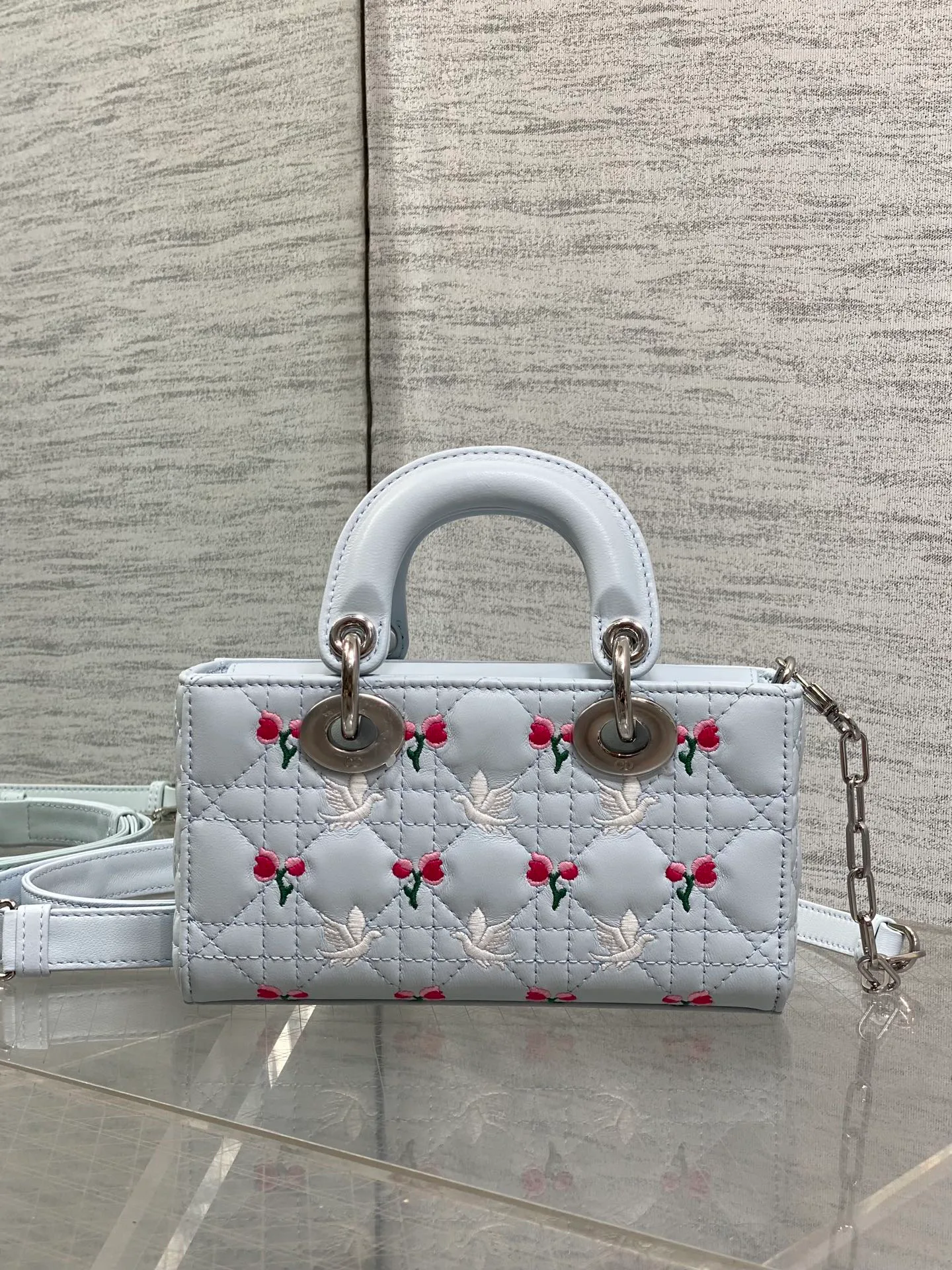 Классические Сумки Женские Christian Dior 17601320