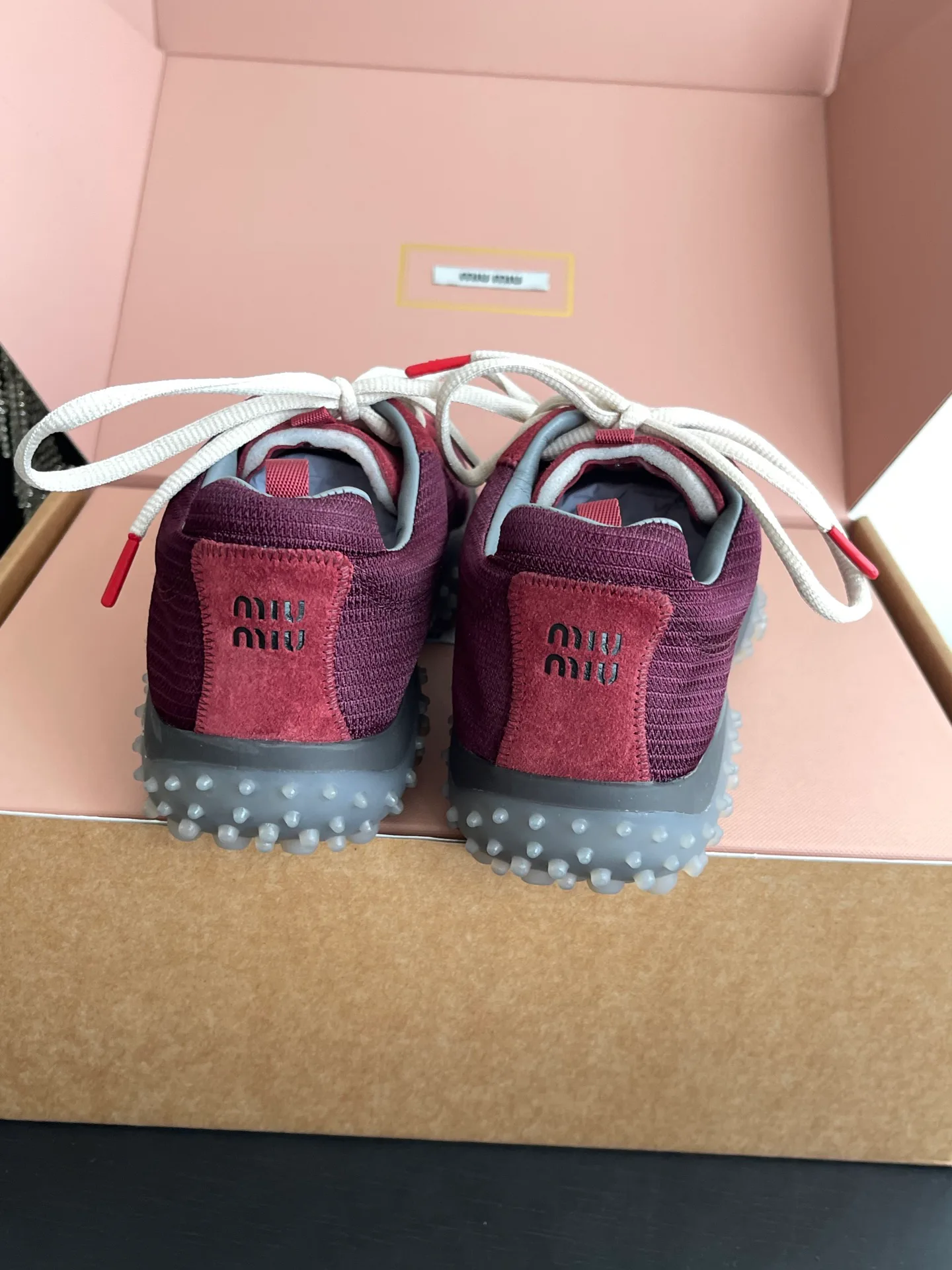 Кроссовки Женские Miu Miu 17554332