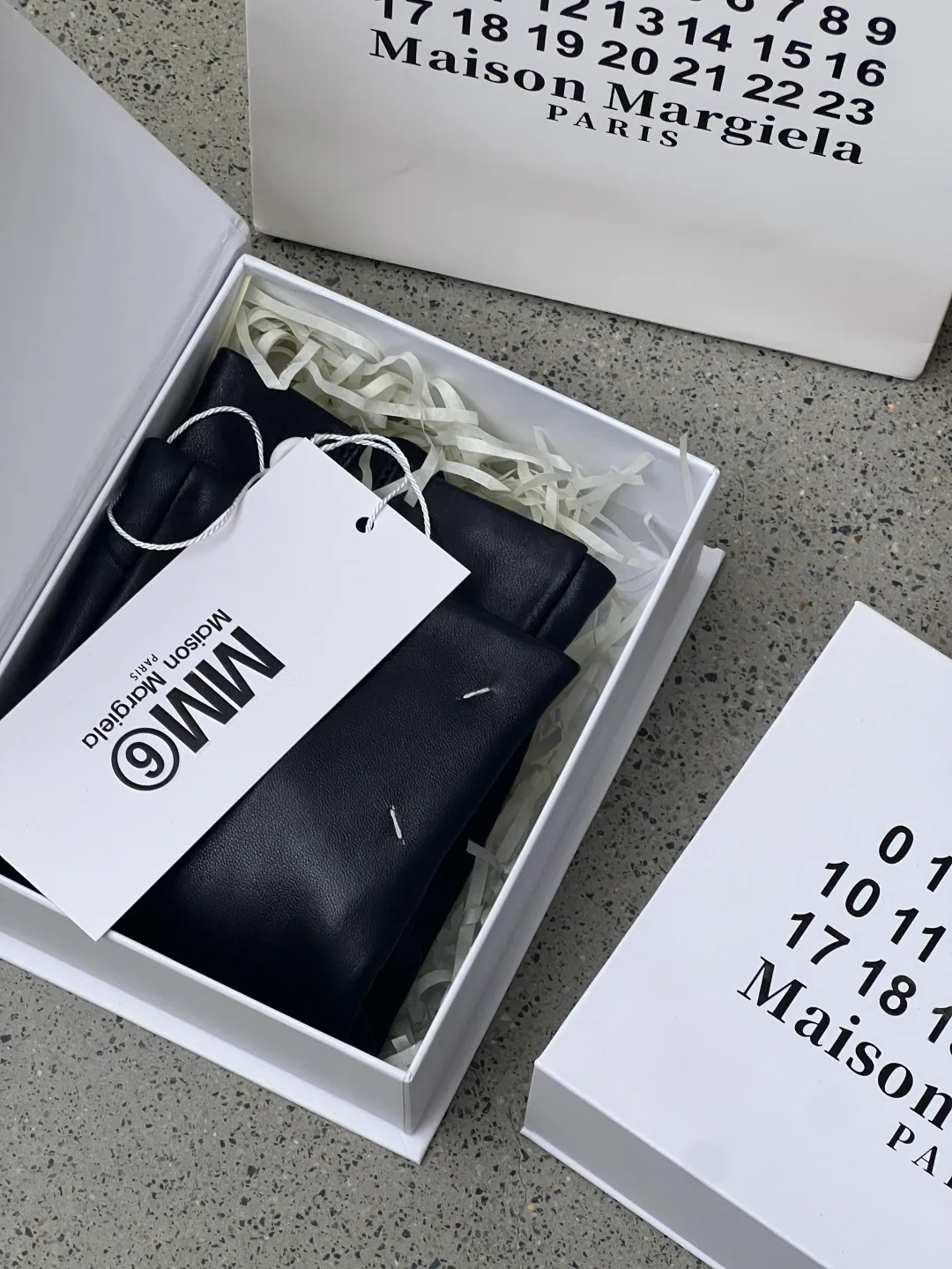 Перчатки Maison Margiela 602808