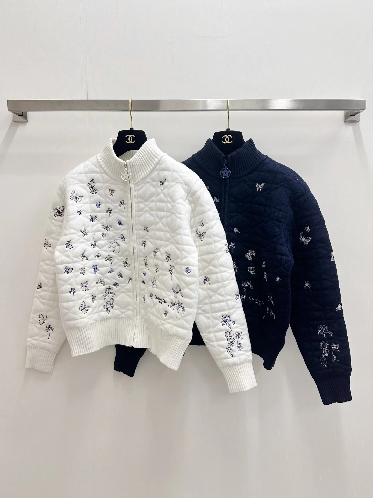 Куртки И Пуховики Женские Christian Dior 18760791