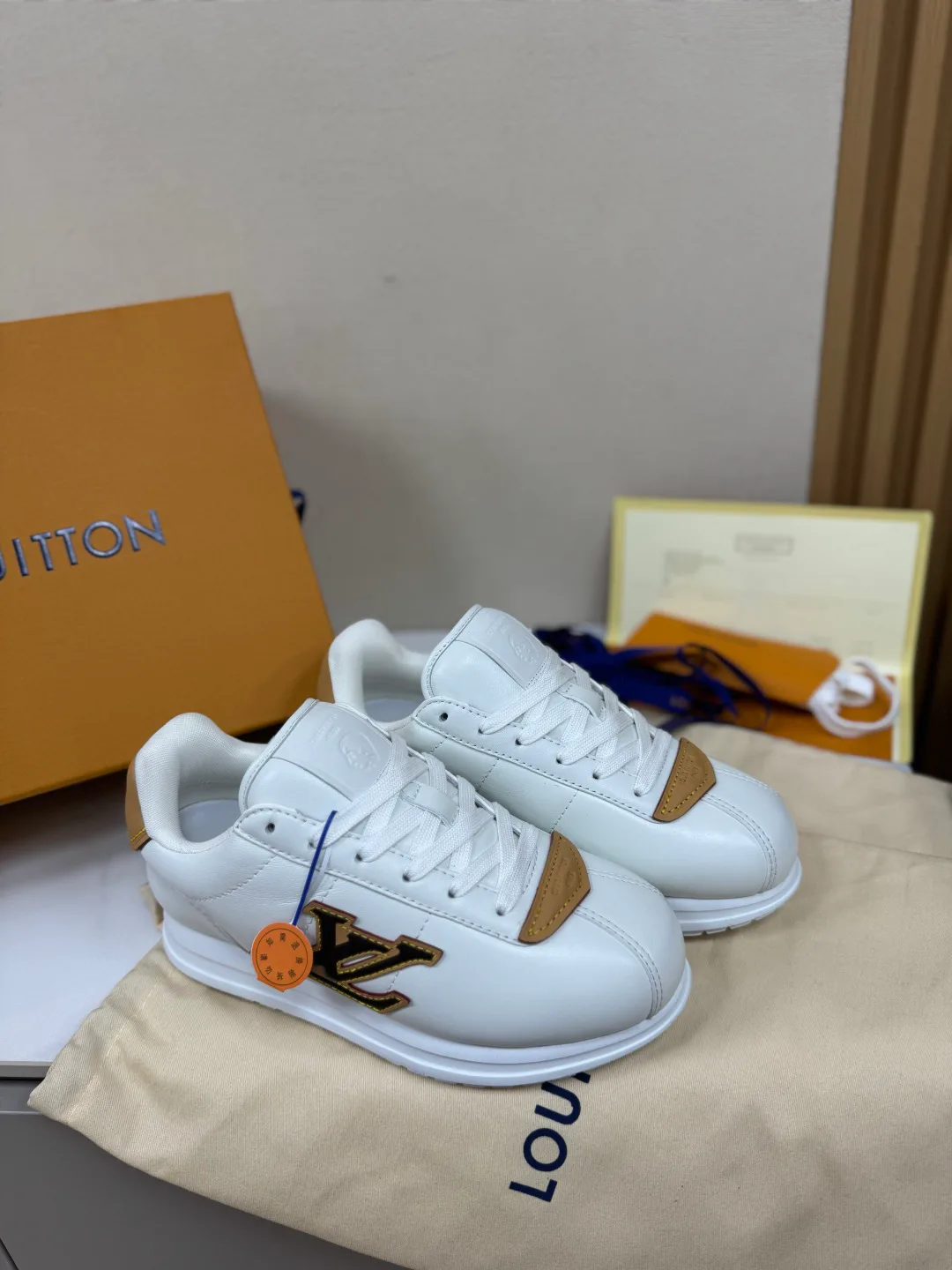 Кроссовки Женские Louis Vuitton 670790