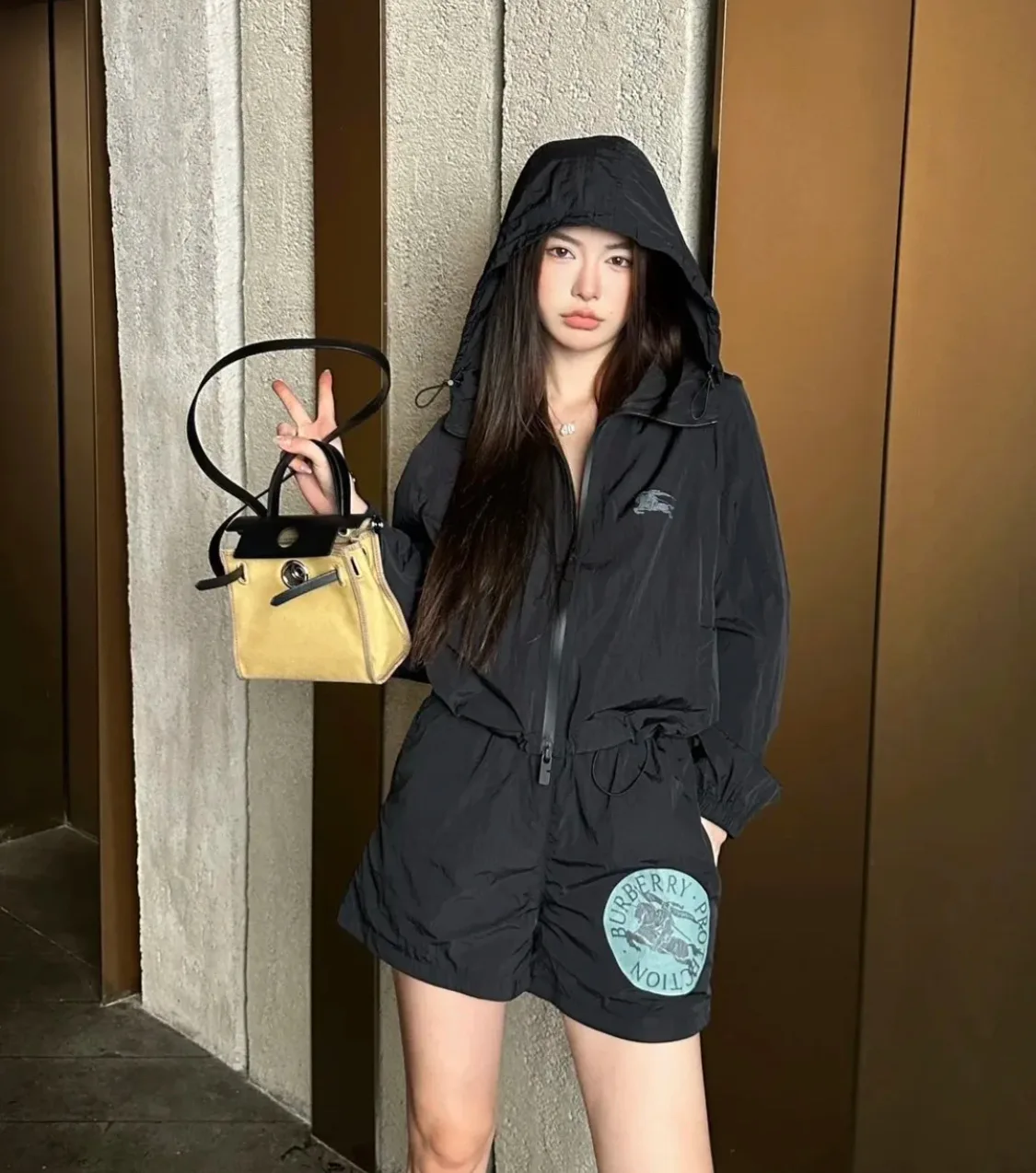 Куртки И Пуховики Женские Burberry 11224937