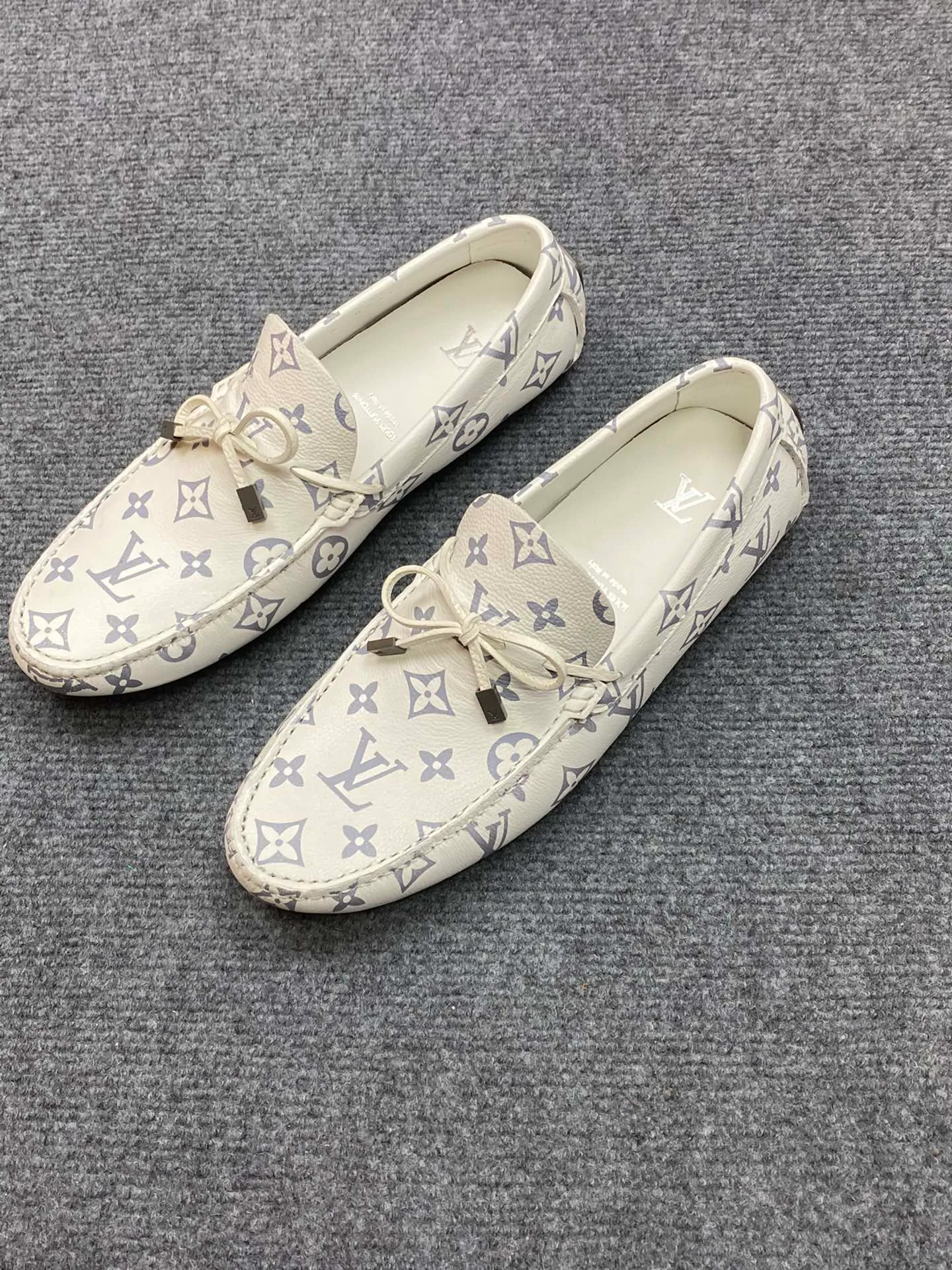 Мокасины Мужские Louis Vuitton 881819