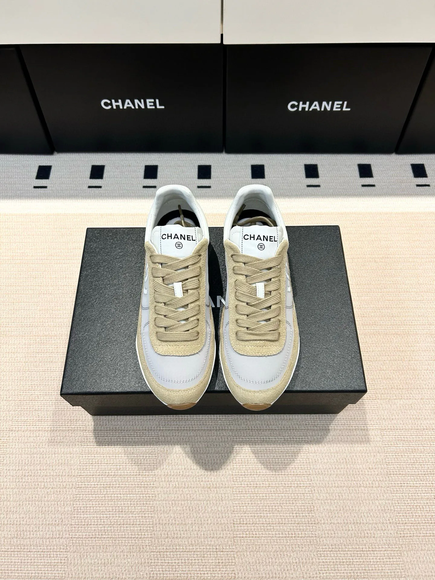 Кроссовки Женские Chanel 4784296