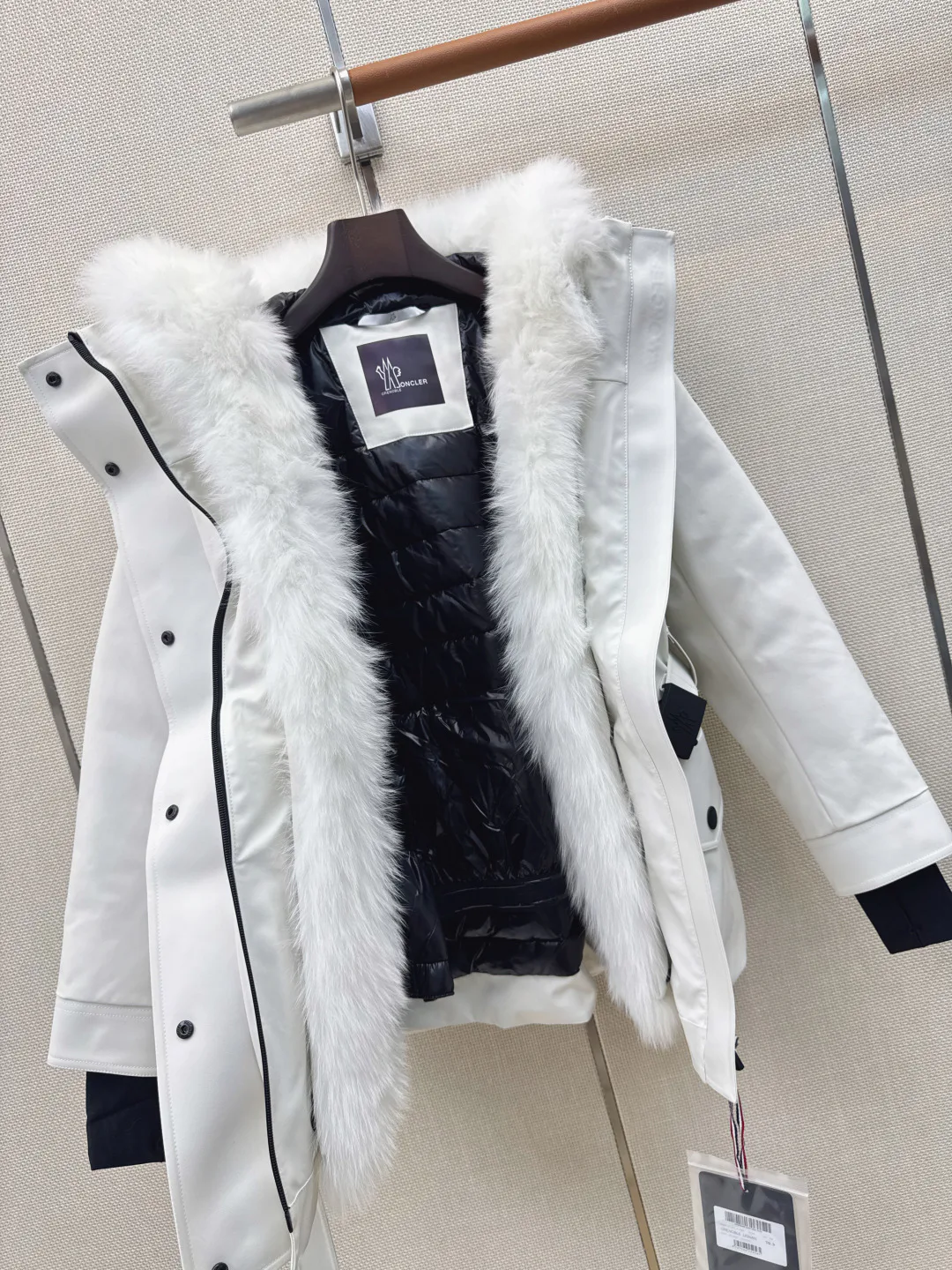 Куртки И Пуховики Женские Moncler 18721782
