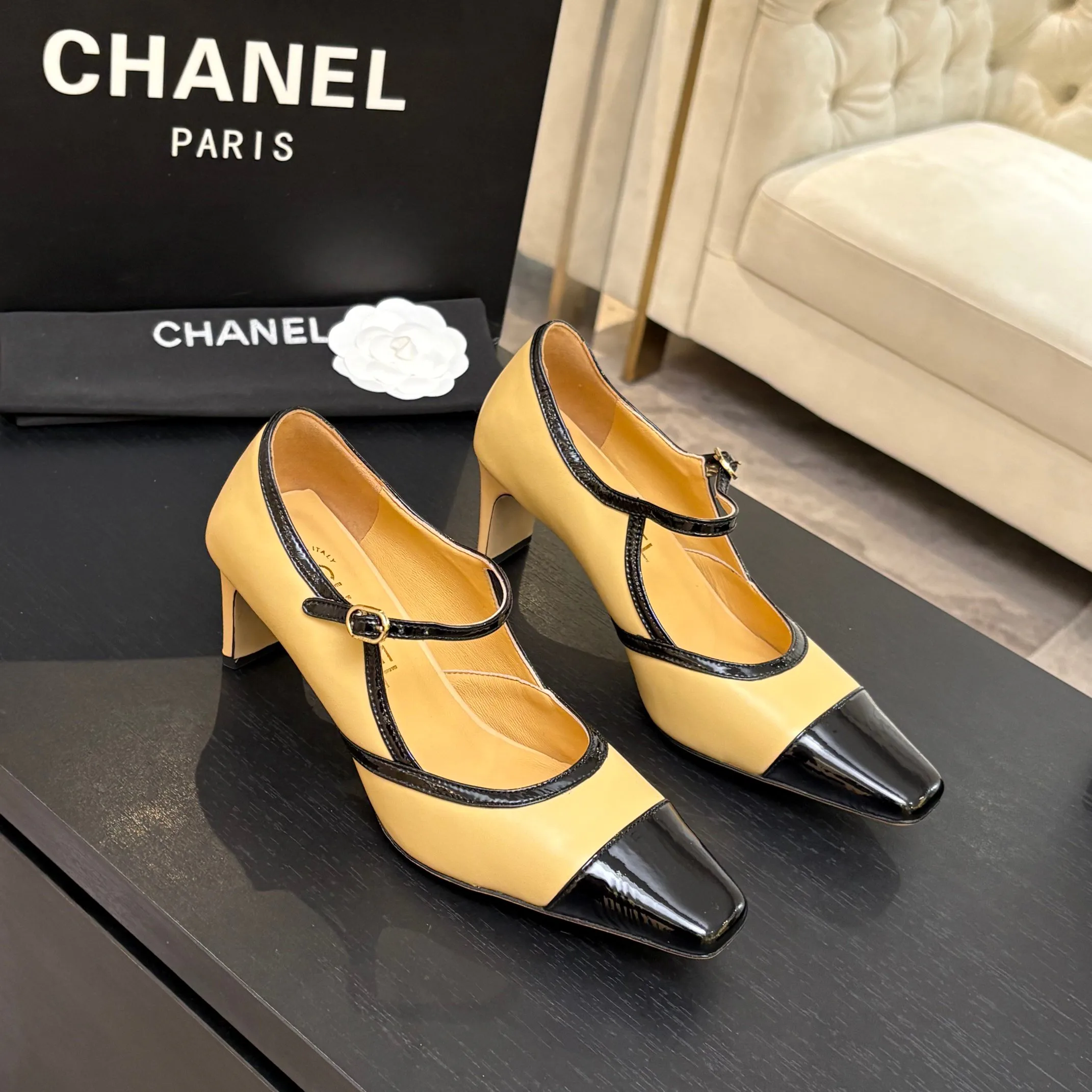 Туфли Женские Chanel 17448366