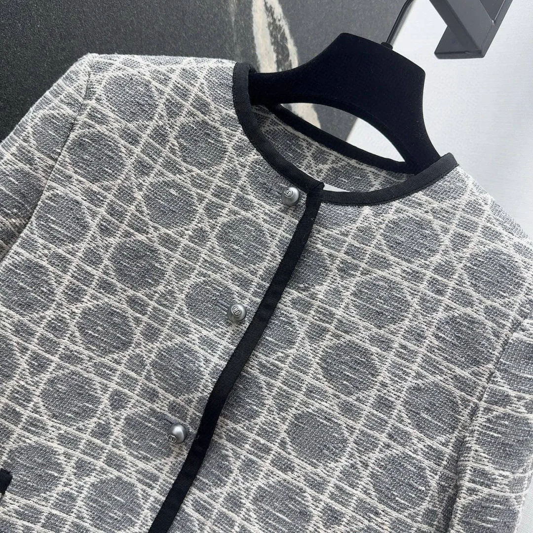 Куртки И Пуховики Женские Christian Dior 768004