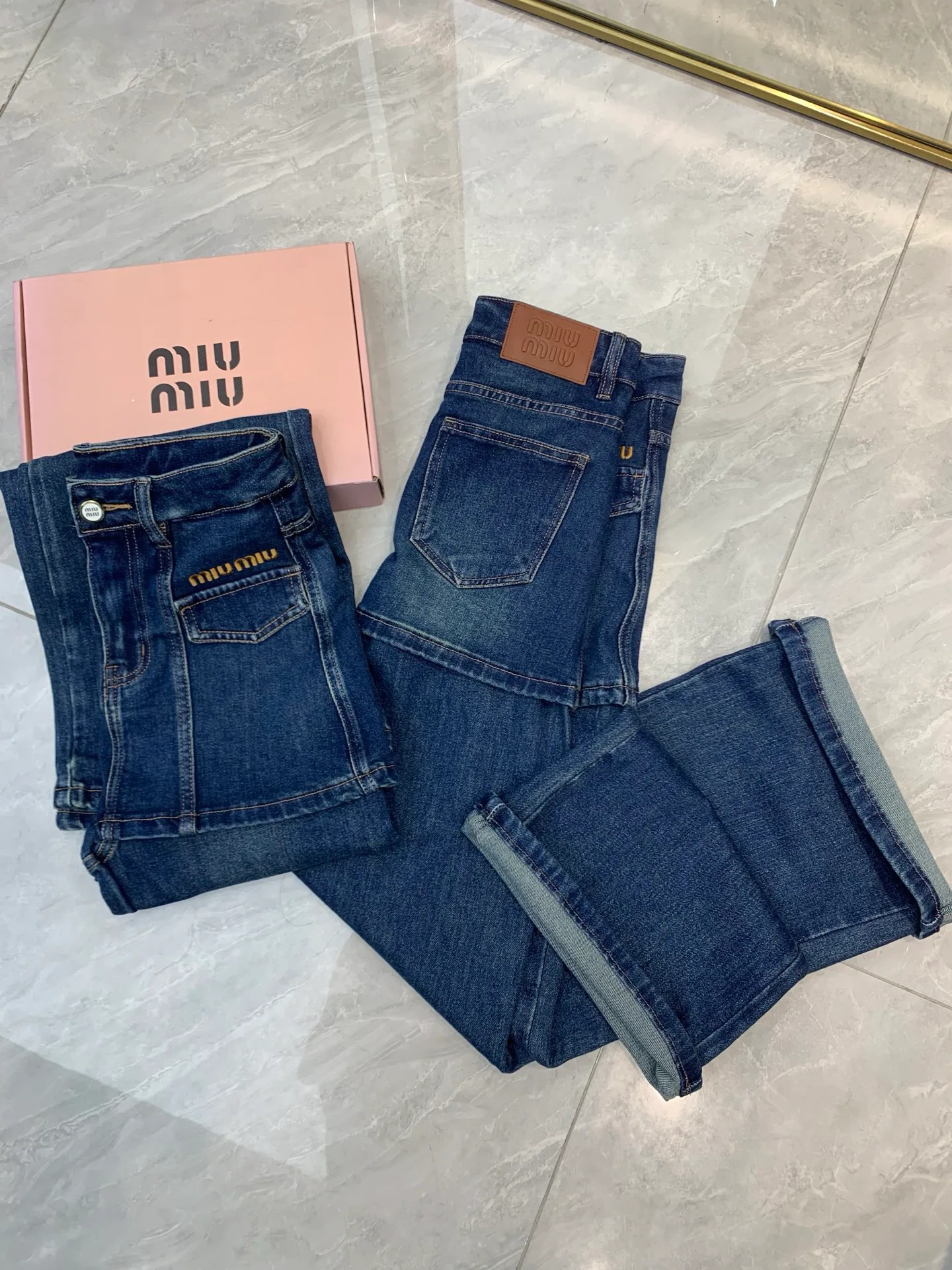 Джинсы Женские Miu Miu 18247050