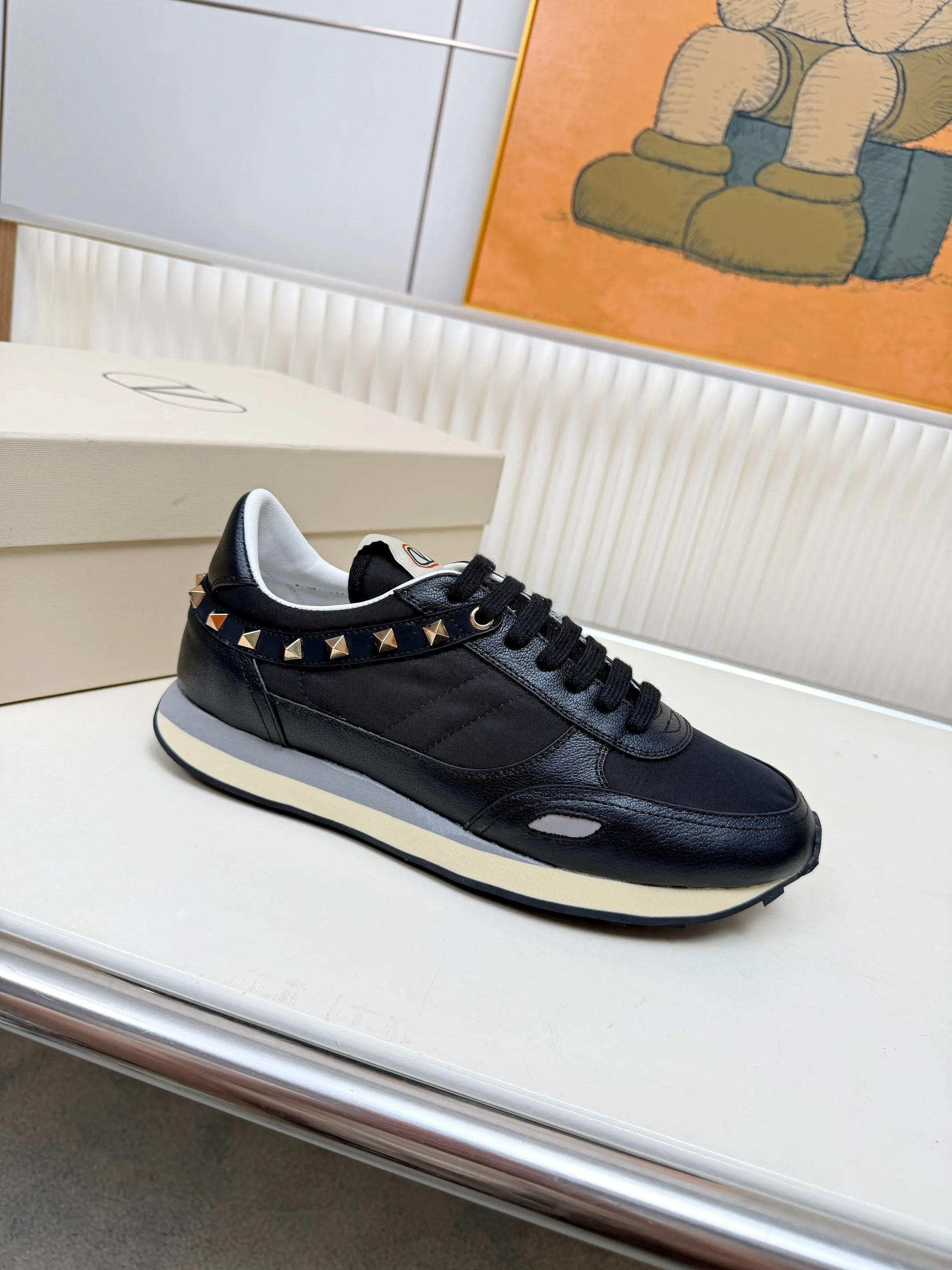 Кроссовки Женские Valentino 18212005