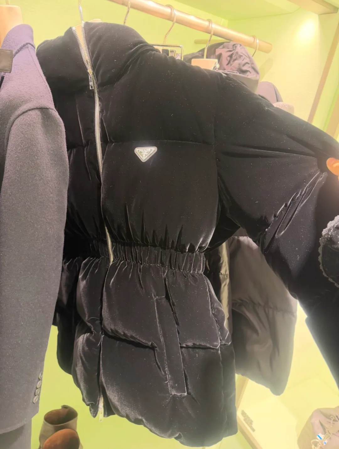 Куртки И Пуховики Женские Prada 19210152