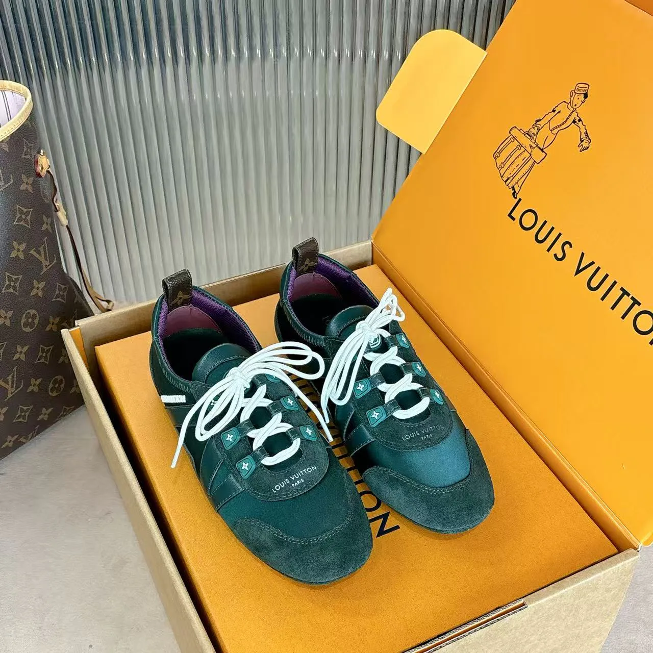 Кроссовки Женские Louis Vuitton 842787