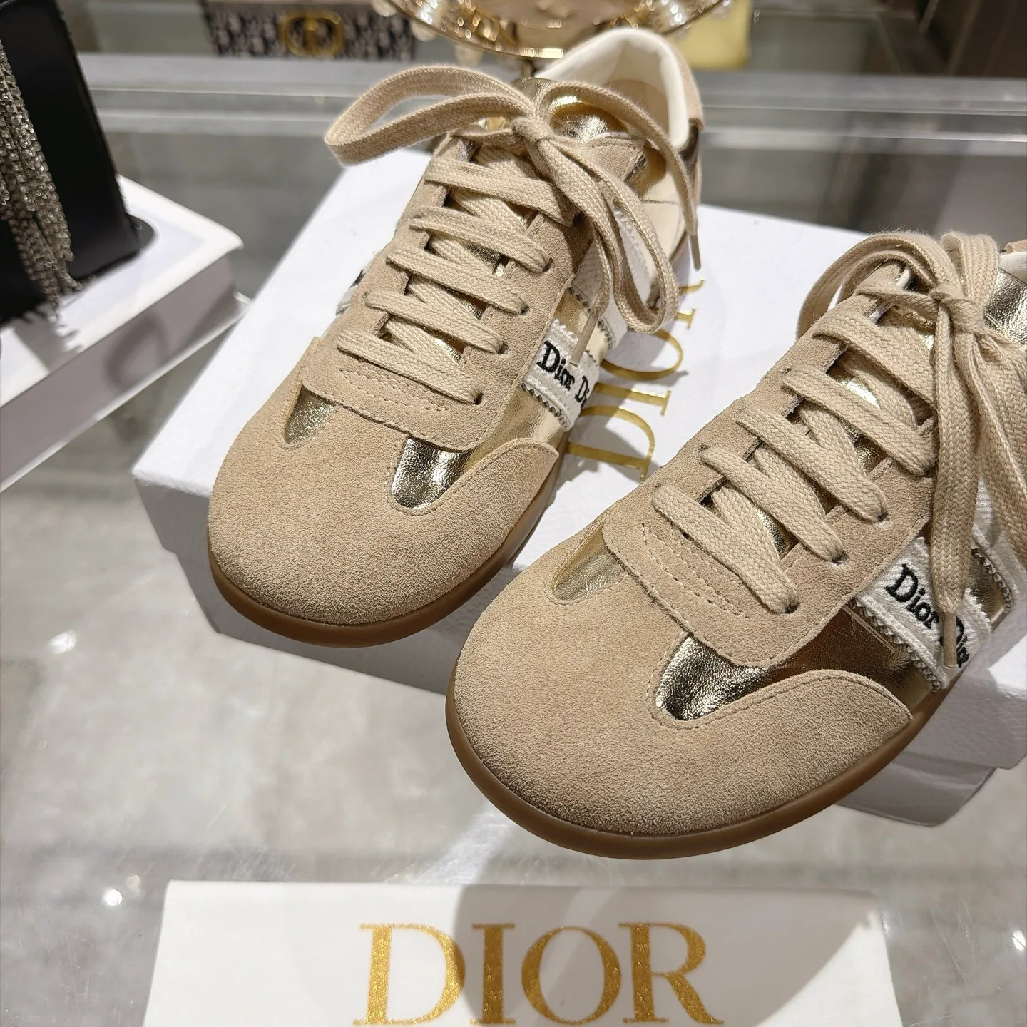 Кроссовки Женские Christian Dior 18366858