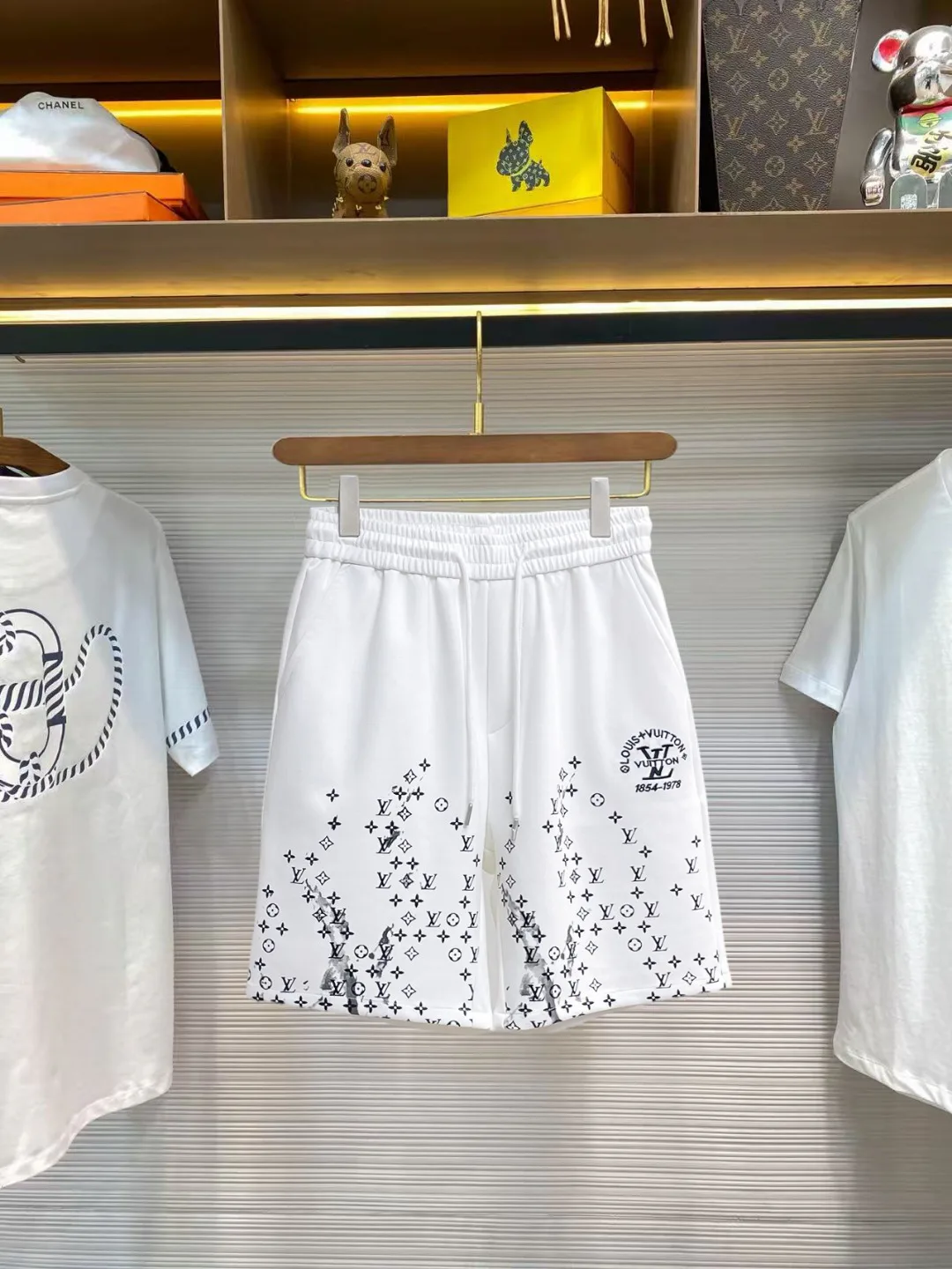 Шорты Мужские Louis Vuitton 13439624