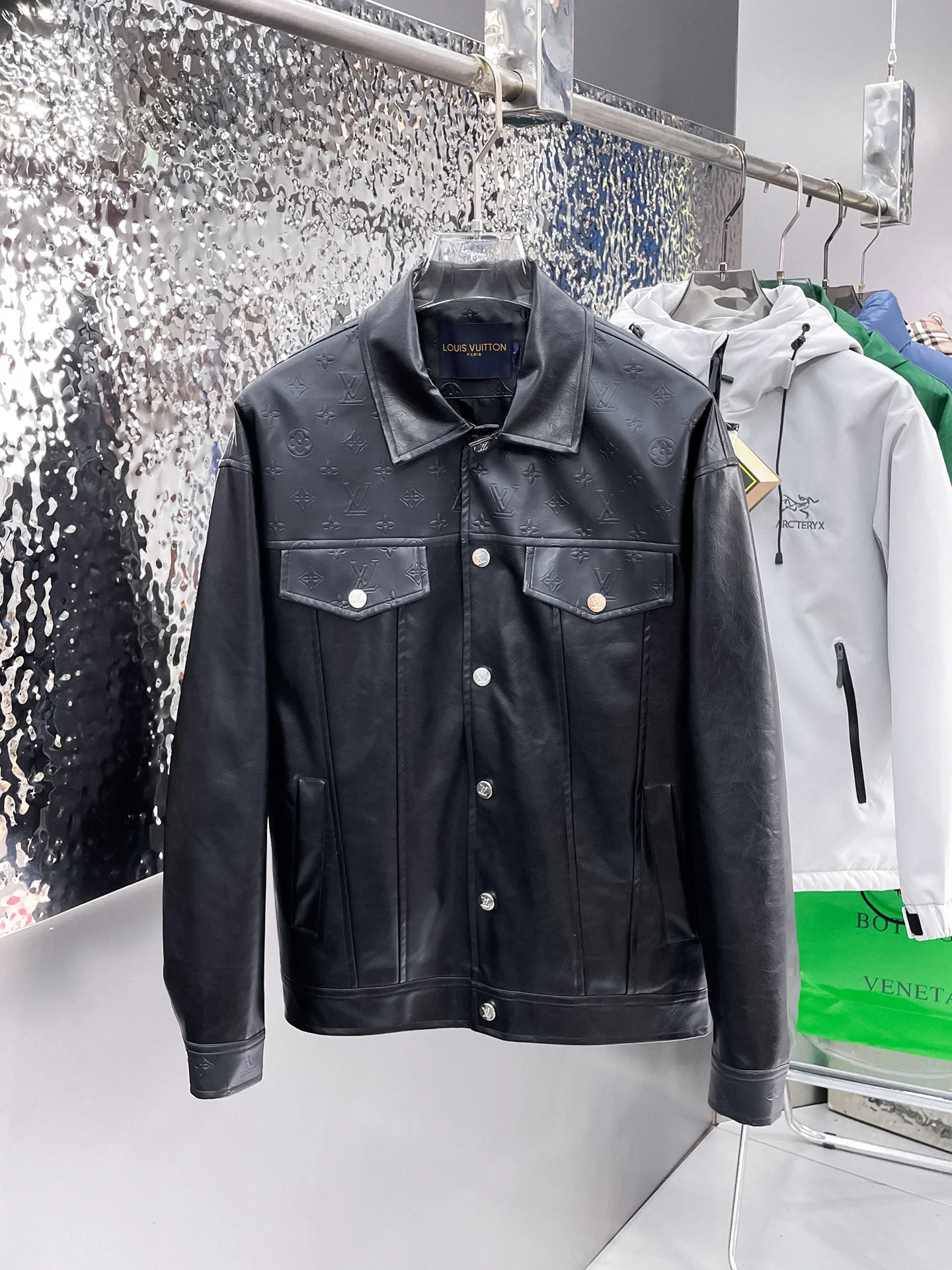 Кожаные Куртки И Дублёнки Мужские Louis Vuitton 9352290