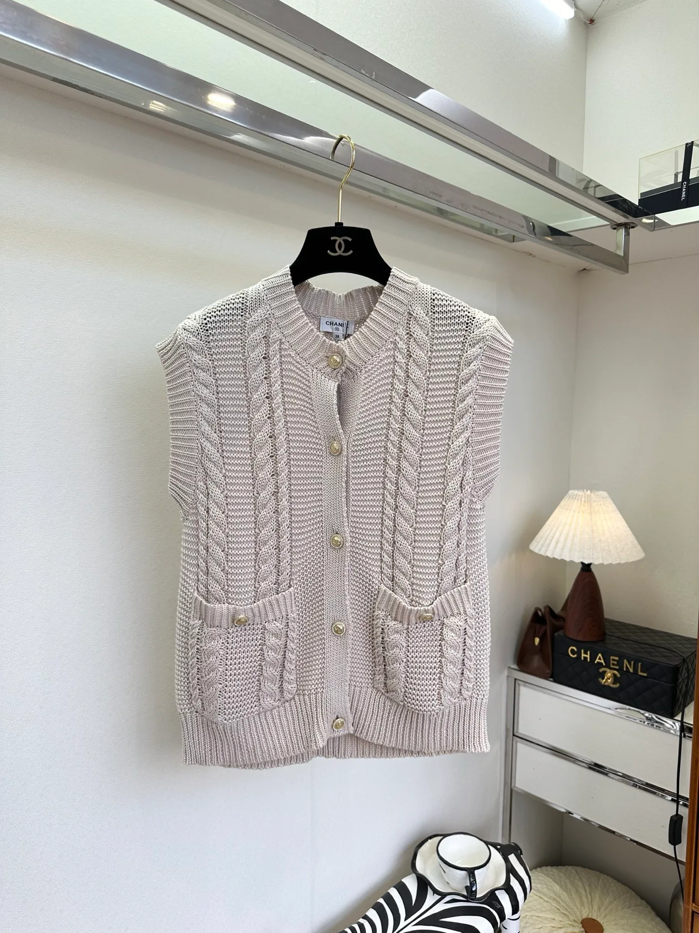 Жилеты Женские Chanel 11305958