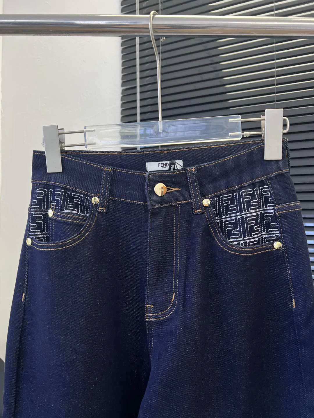 Джинсы Женские Fendi 861039