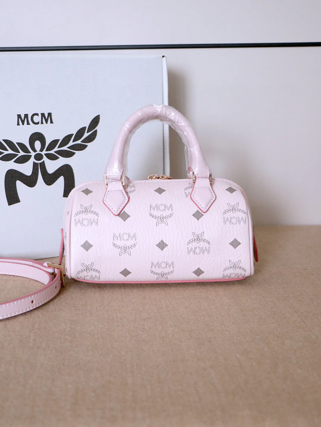 Классические Сумки Женские Mcm 13208836