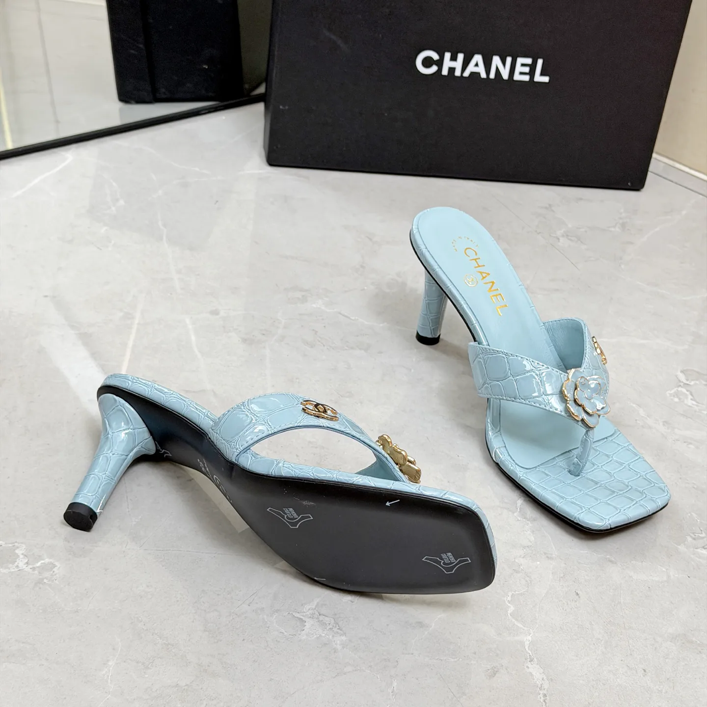 Босоножки Женские Chanel 17335025