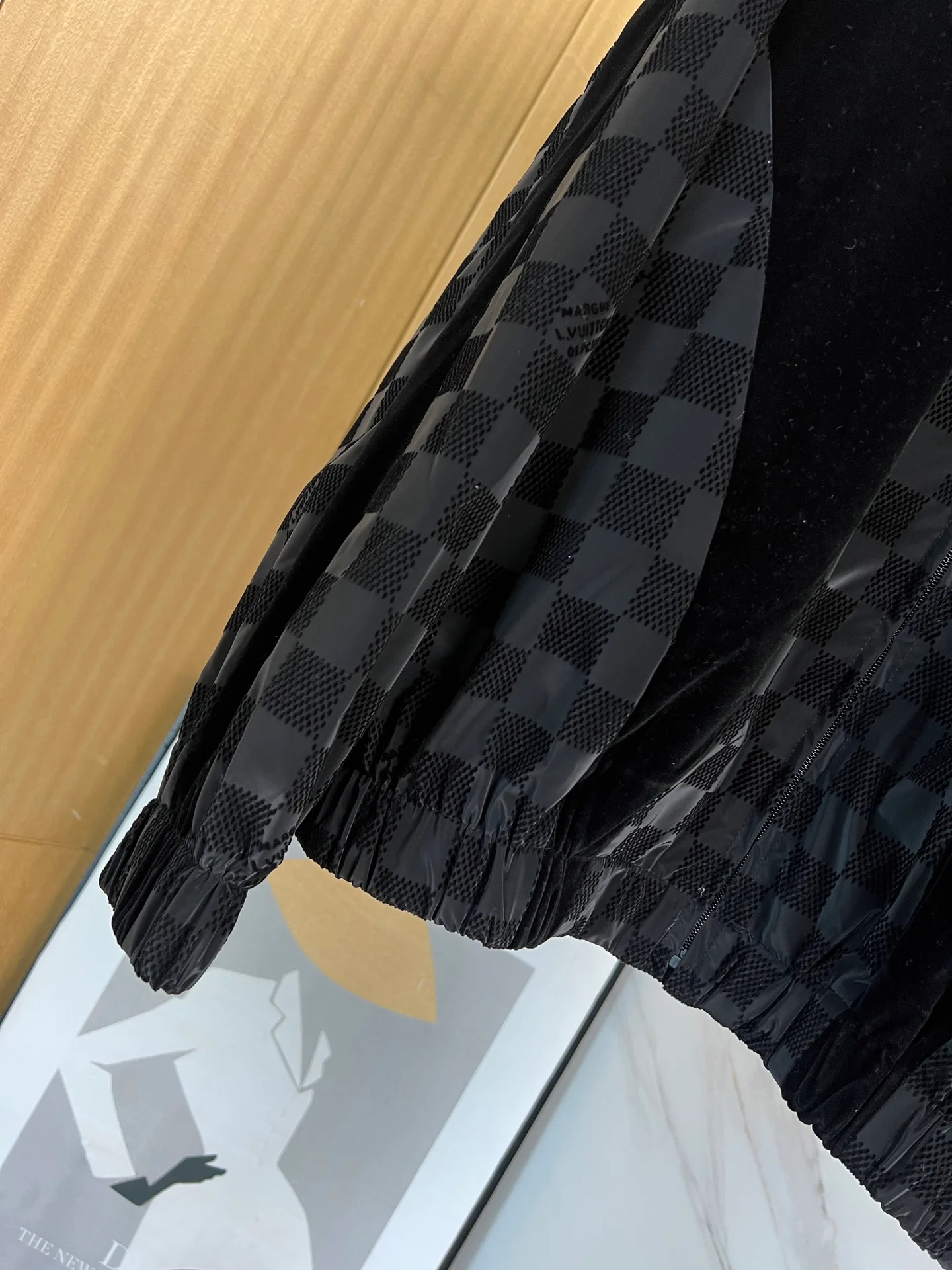 Куртки И Пуховики Мужские Louis Vuitton 1326559