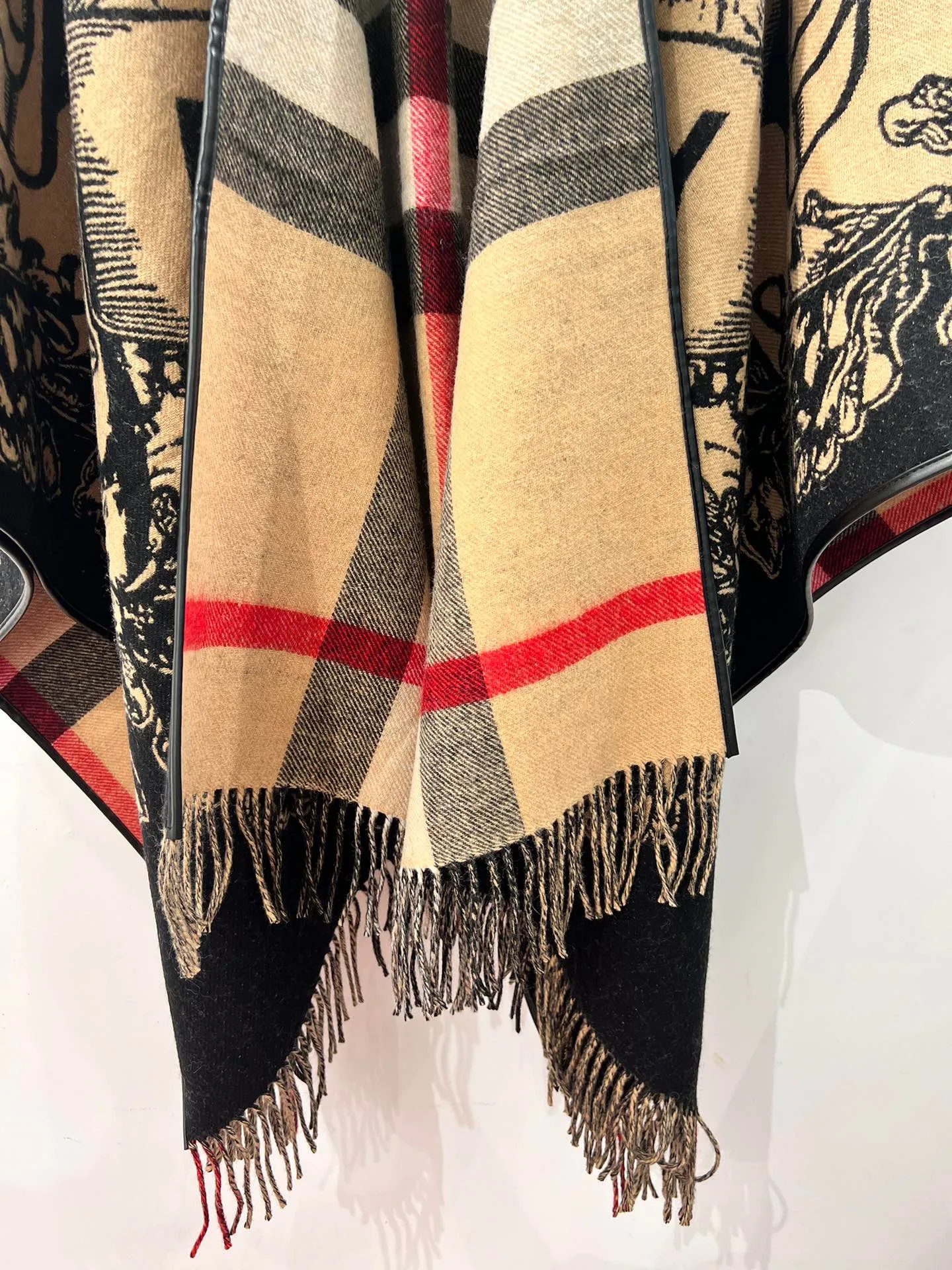 Пальто Женские Burberry 18758910