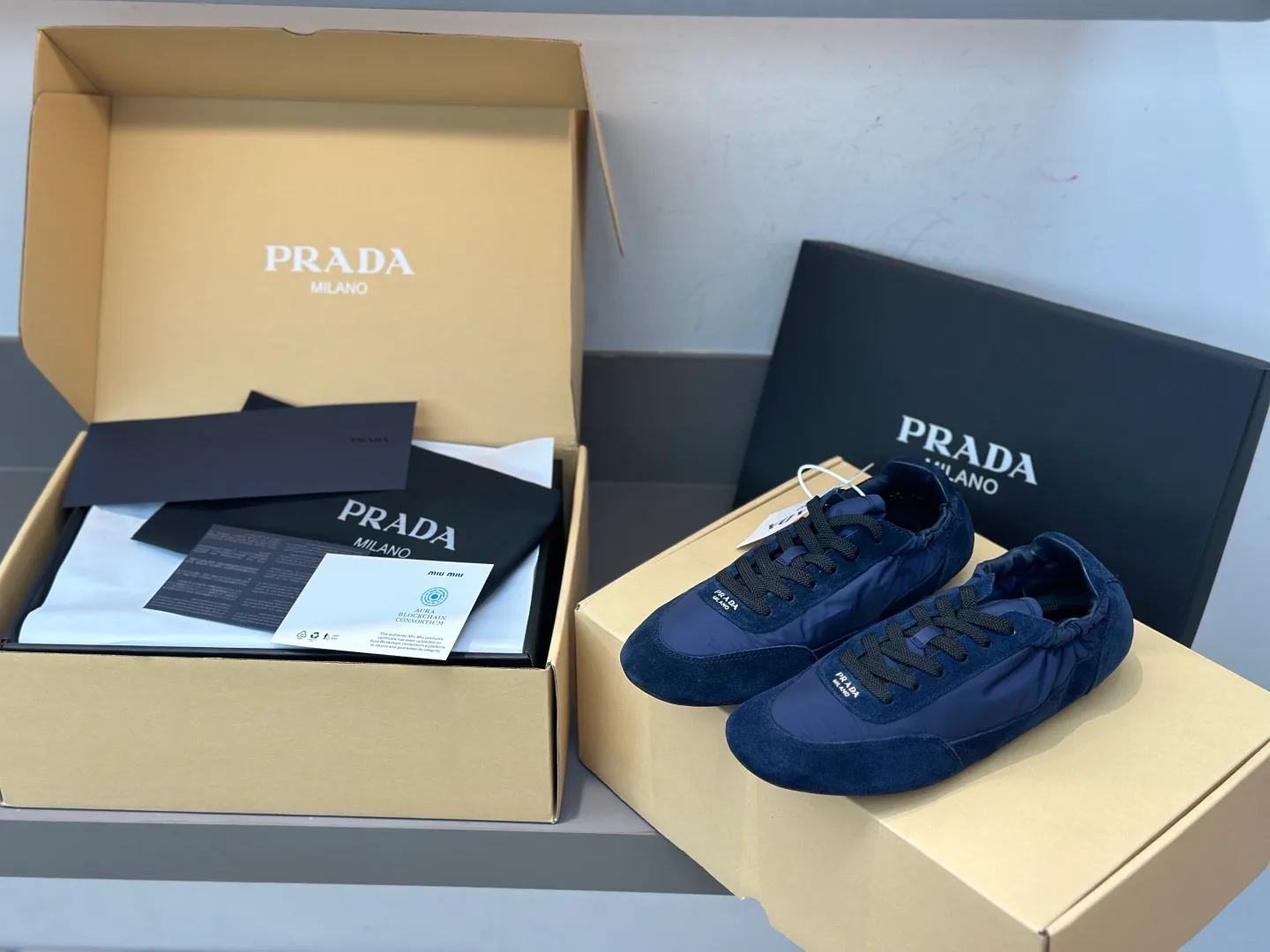 Кроссовки Женские Prada 11152985
