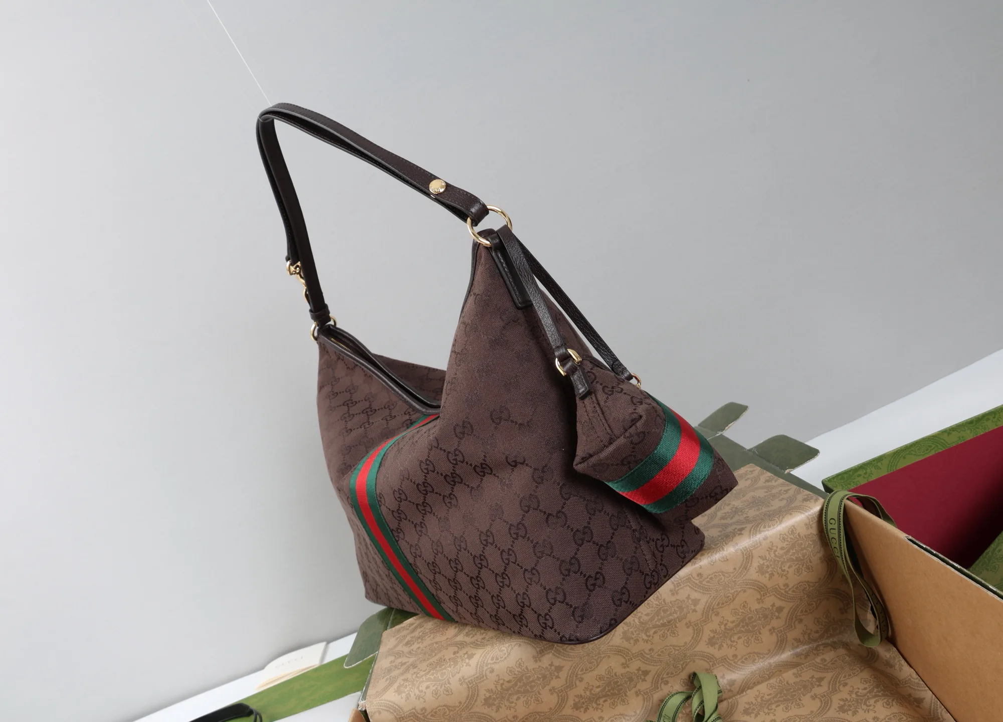 Классические Сумки Женские Gucci 18250604